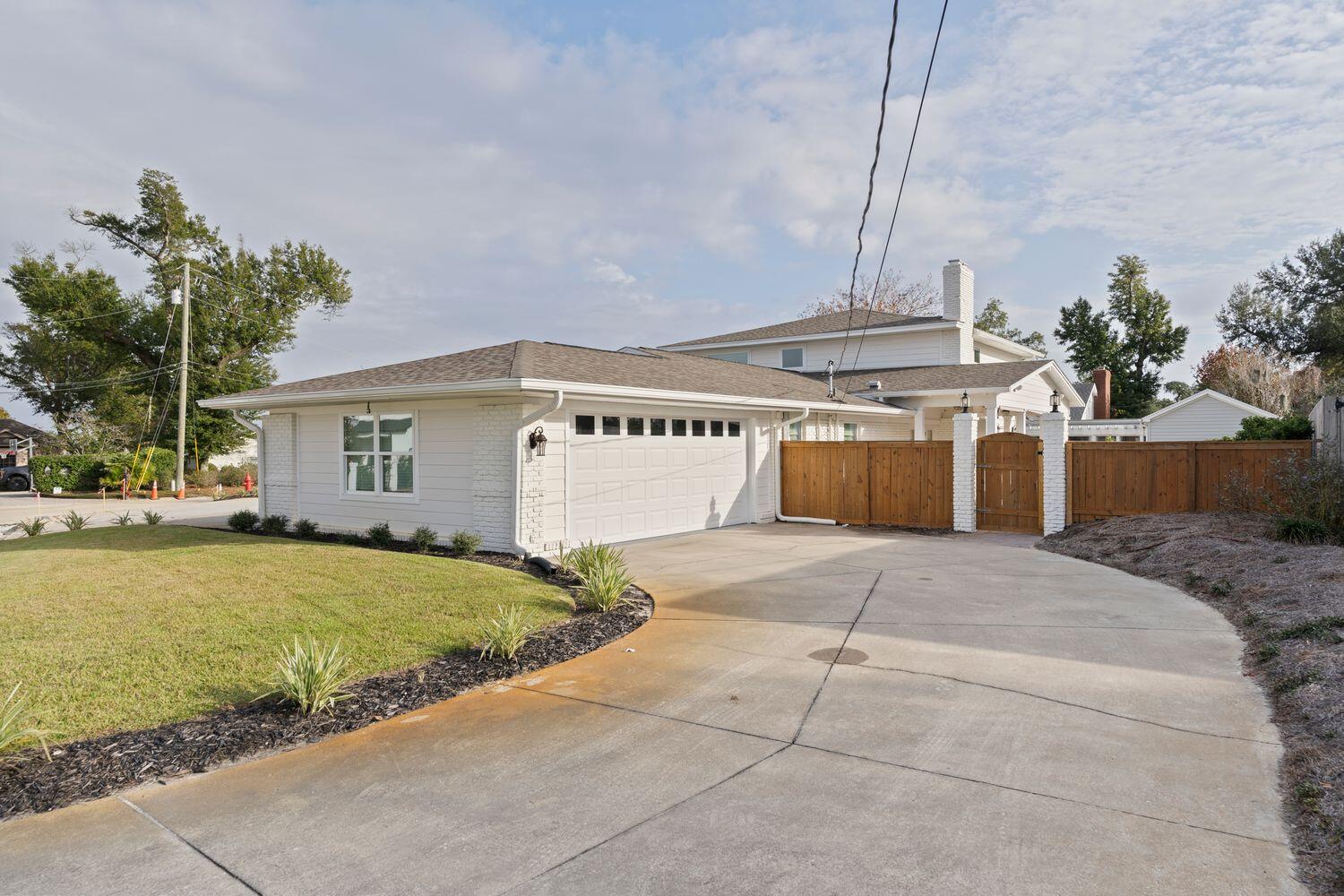 200 Hollis Avenue