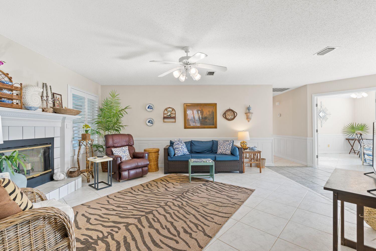 22811 Panama City Beach Parkway Unit: 7