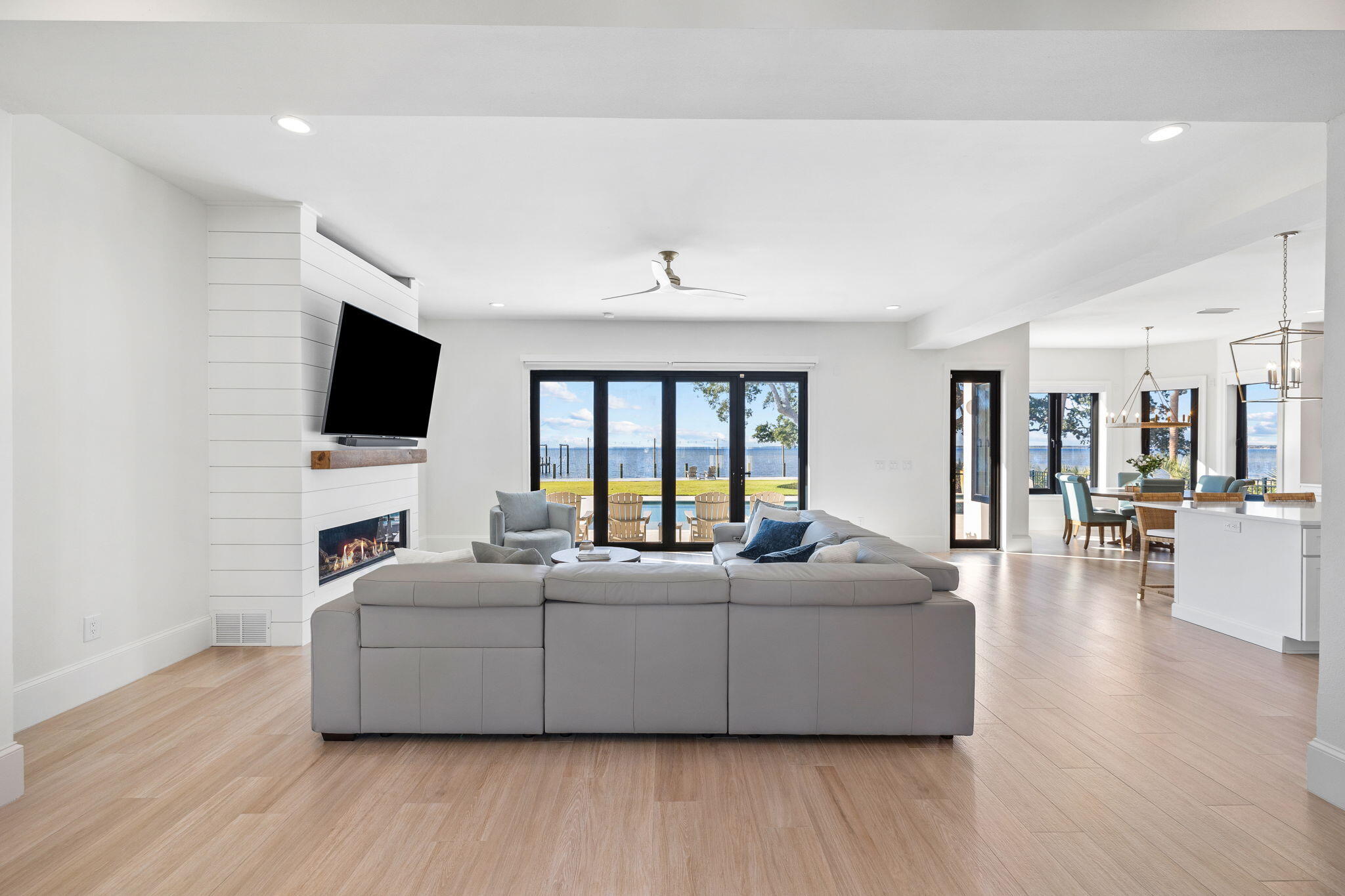 253 Driftwood Point Road