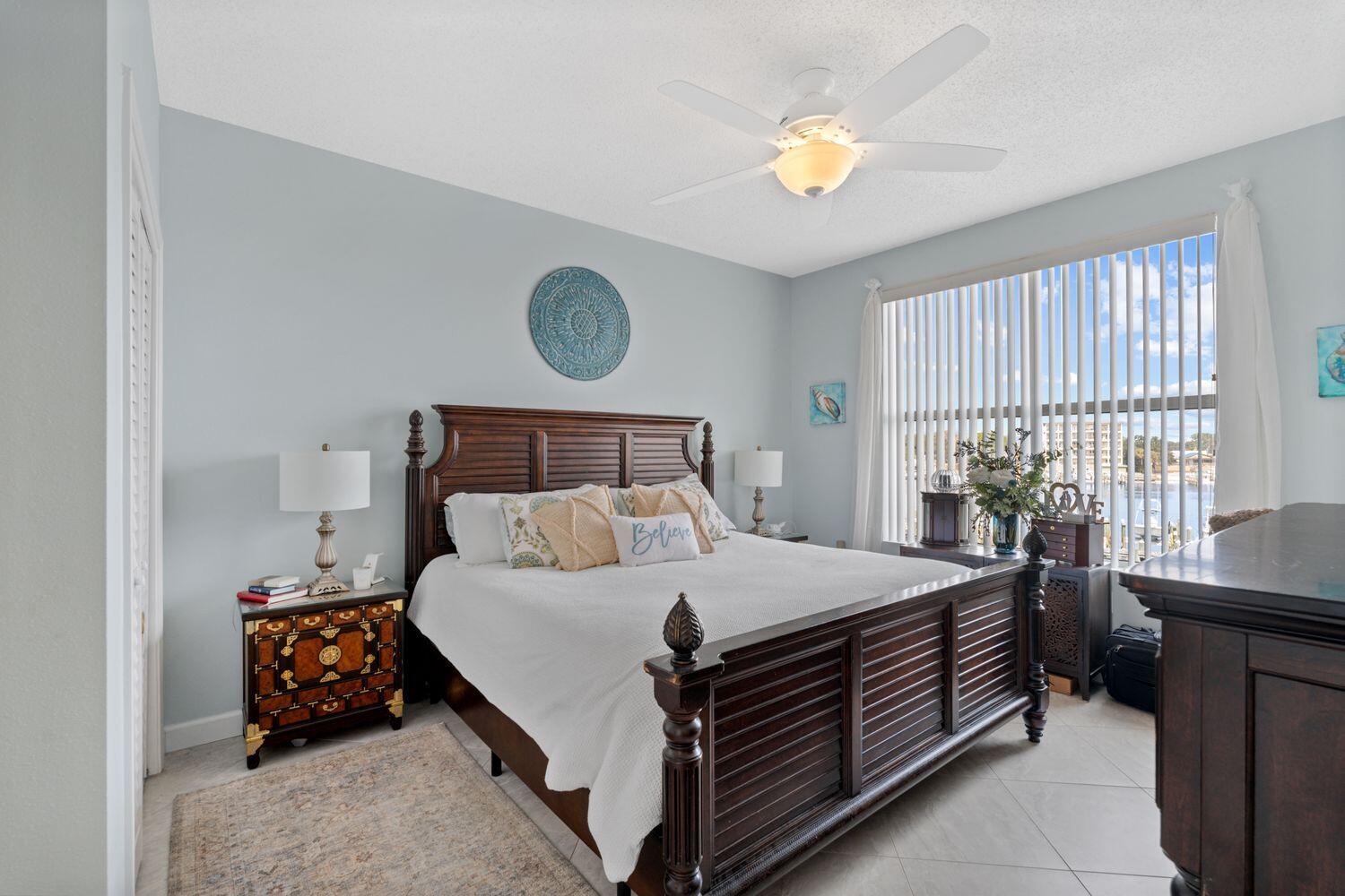 321 Bream Avenue, UNIT 304