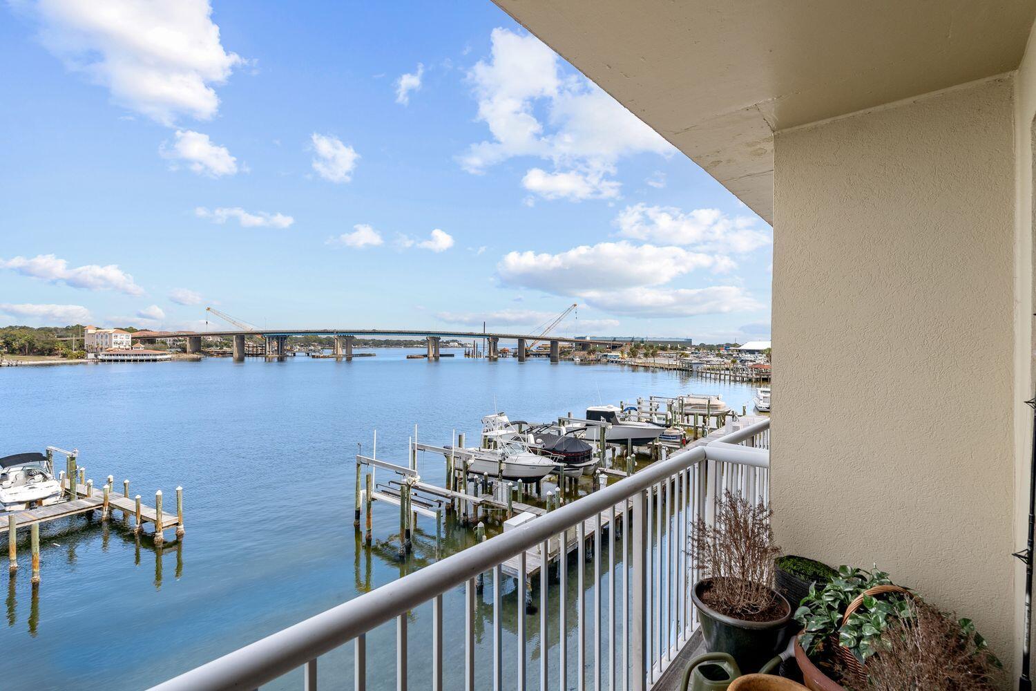 321 Bream Avenue, UNIT 304