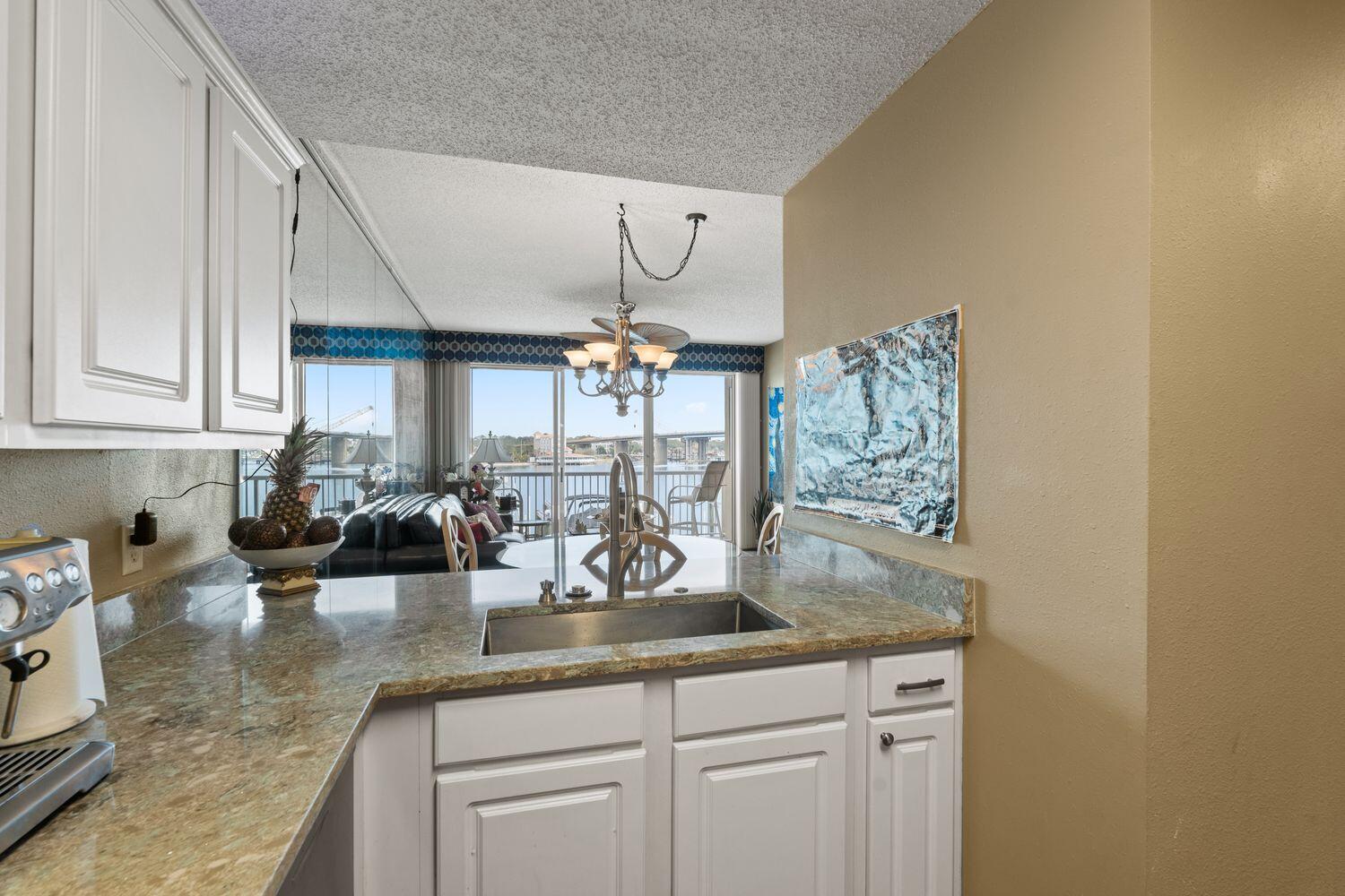 321 Bream Avenue 207