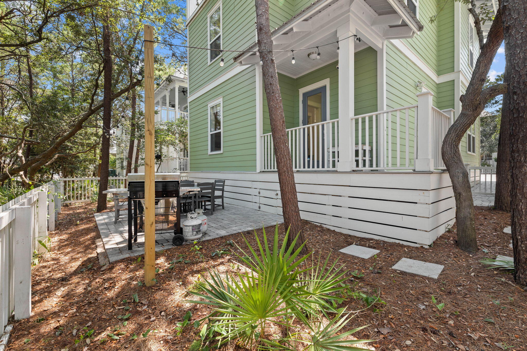 126 N Ryan Street