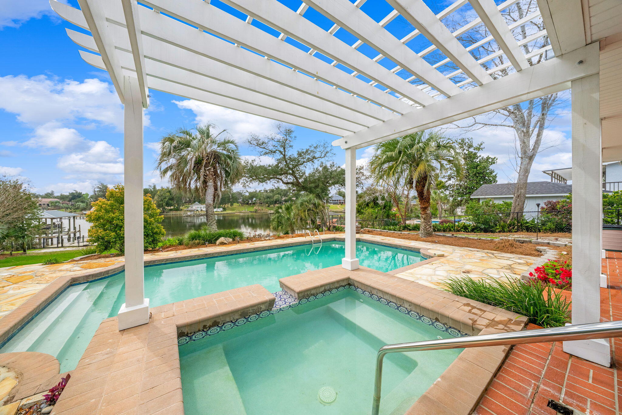 213 S Cove Terrace Drive