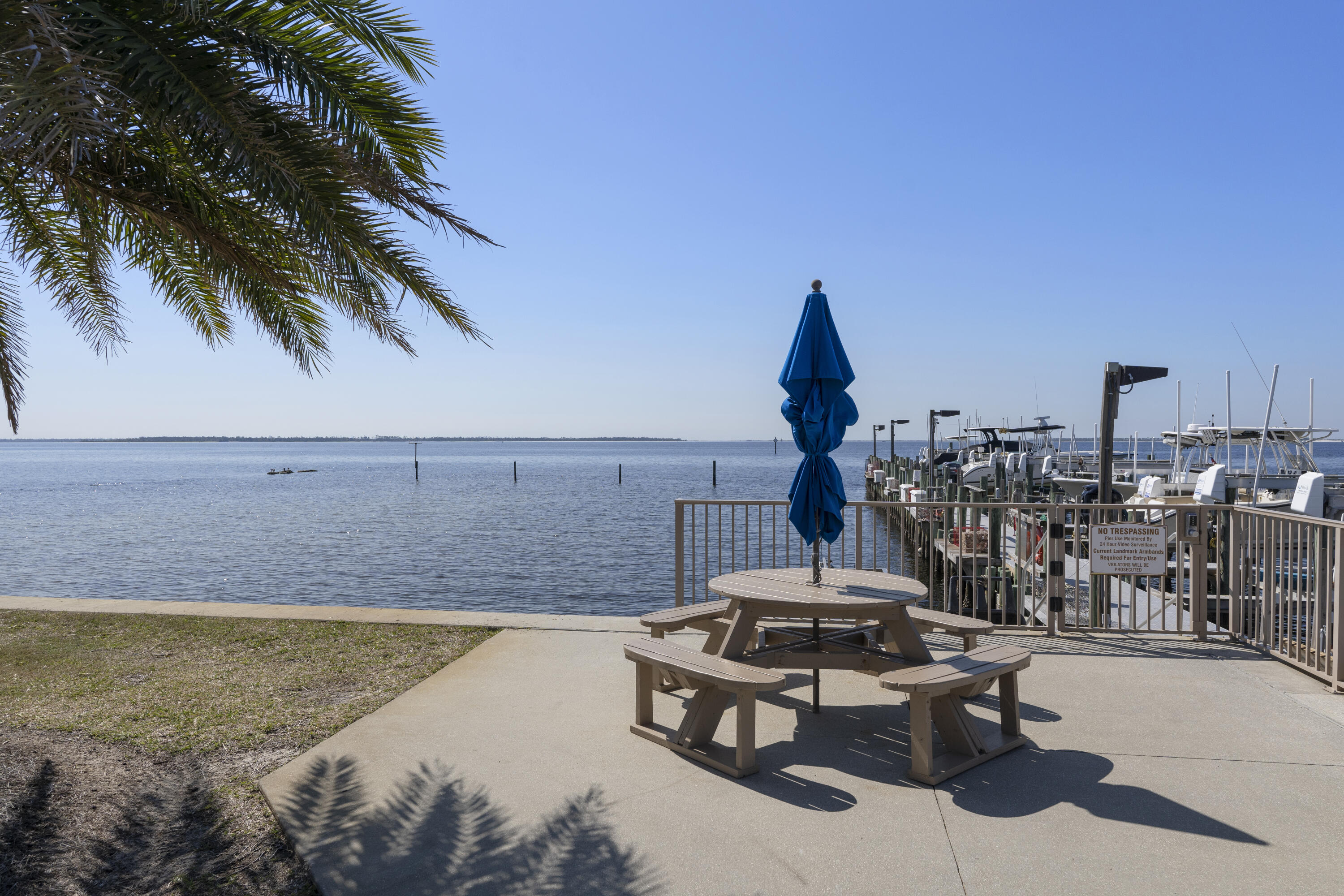 2100 W Beach Drive, O-103