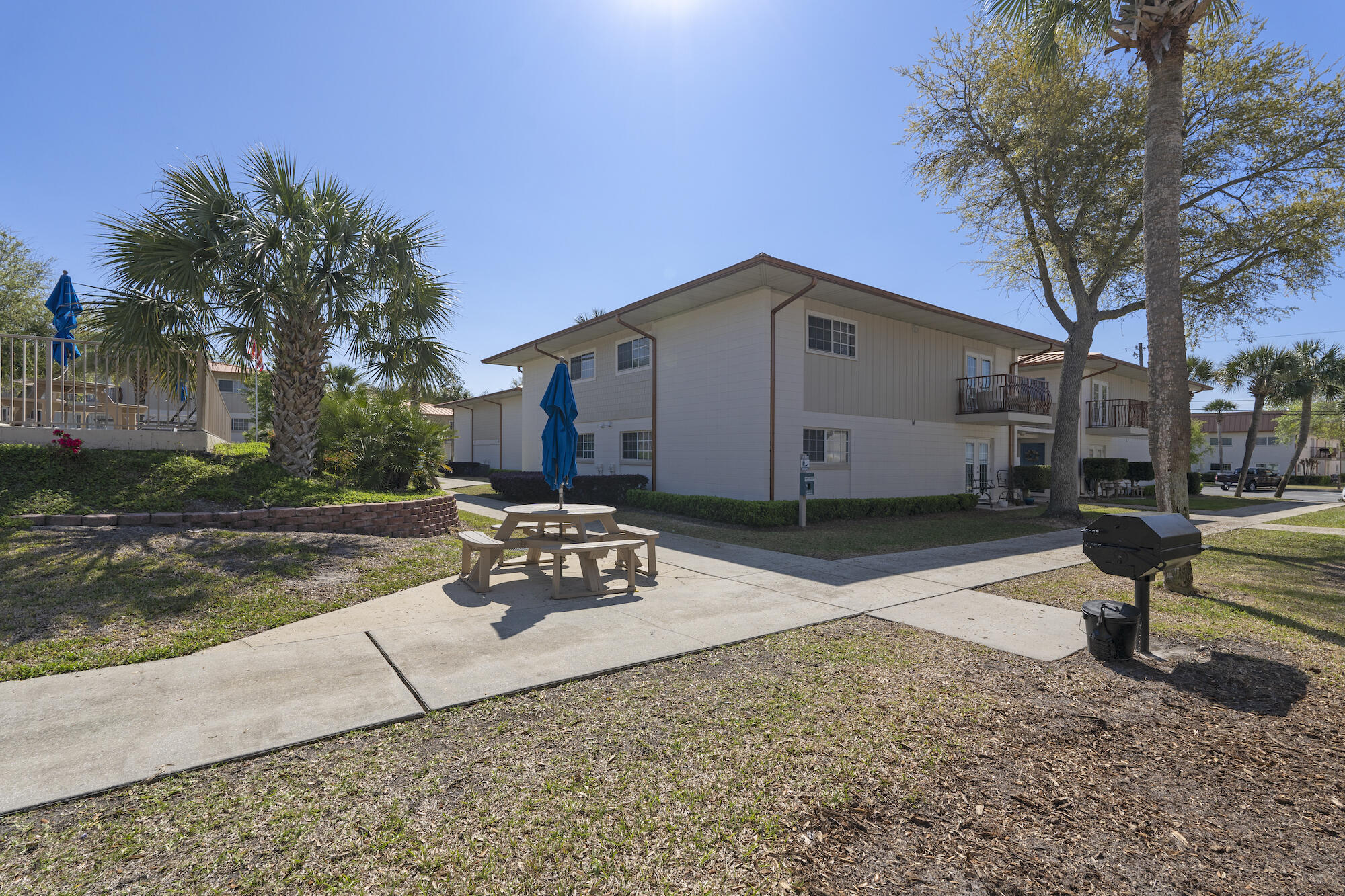 2100 W Beach Drive, O-103