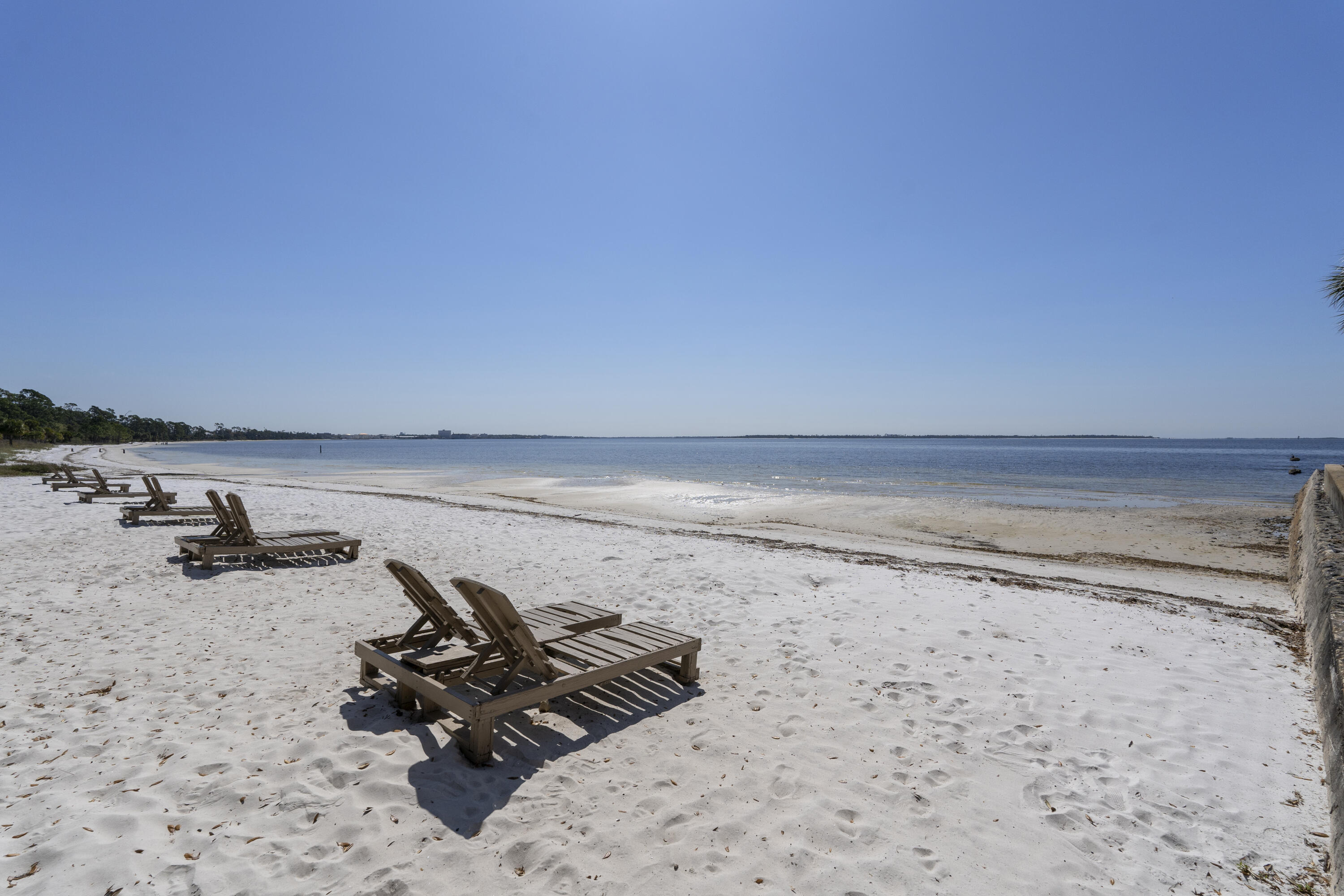 2100 W Beach Drive, O-103