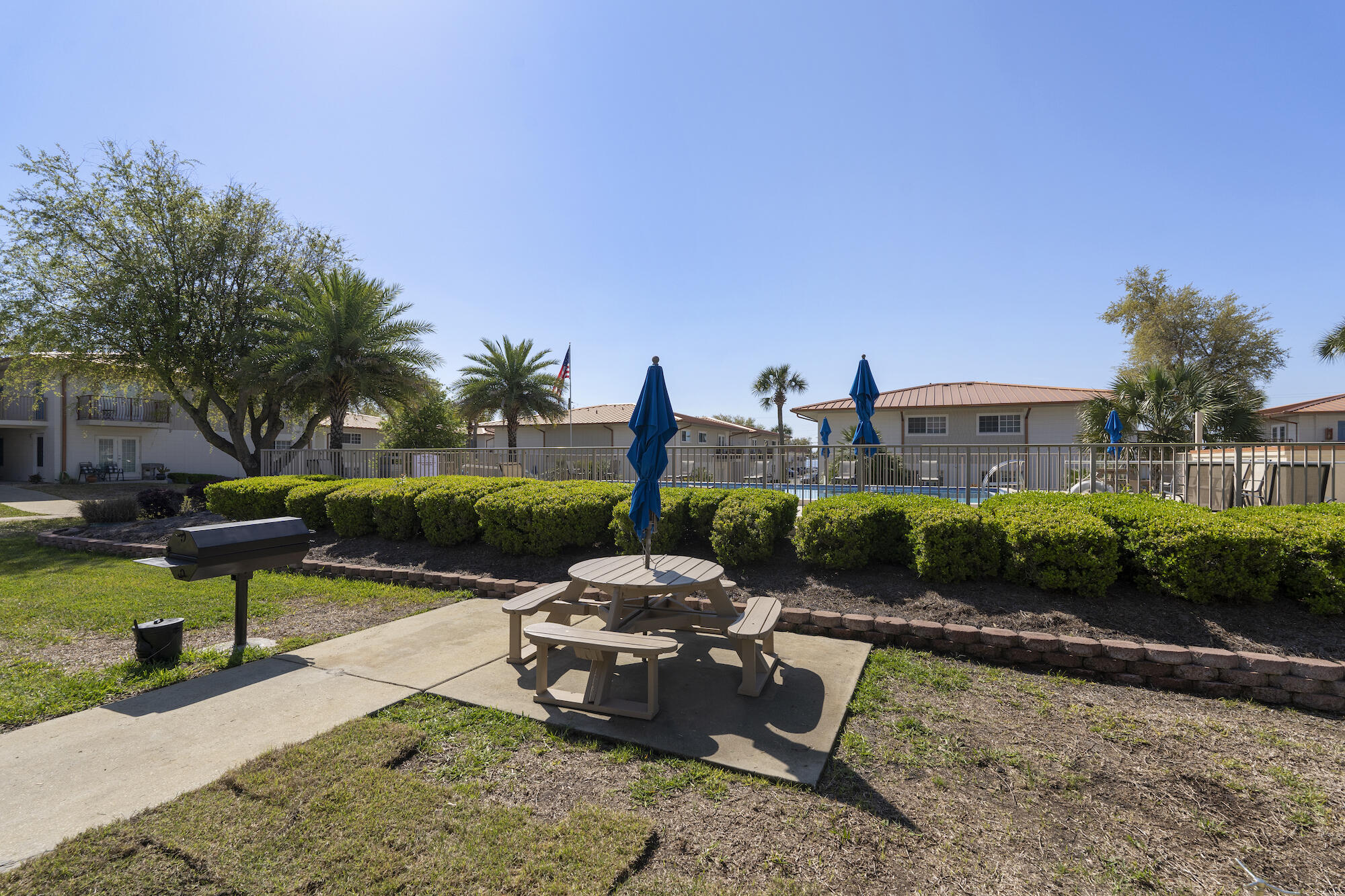 2100 W Beach Drive, O-103