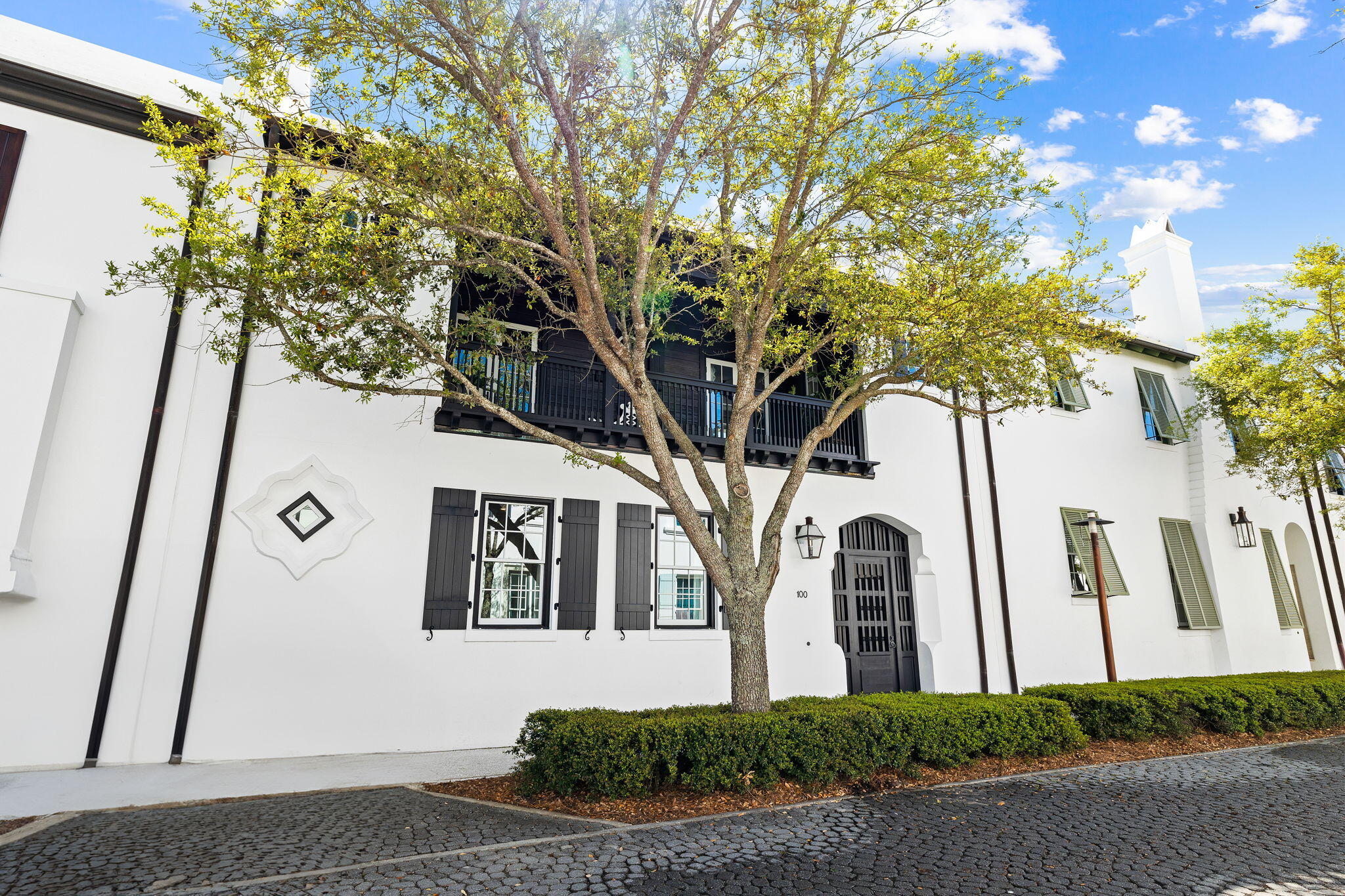 100 N Charles Street