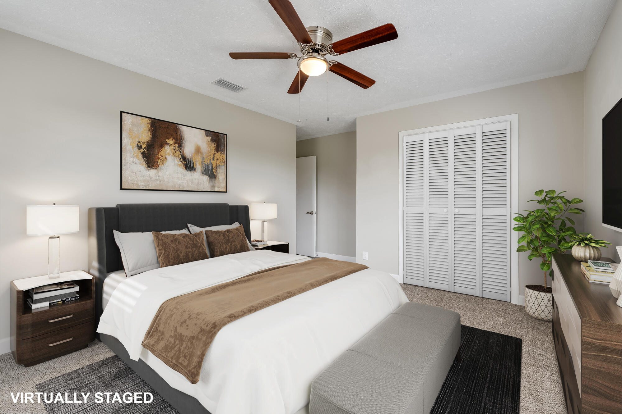 208 W 34Th Place