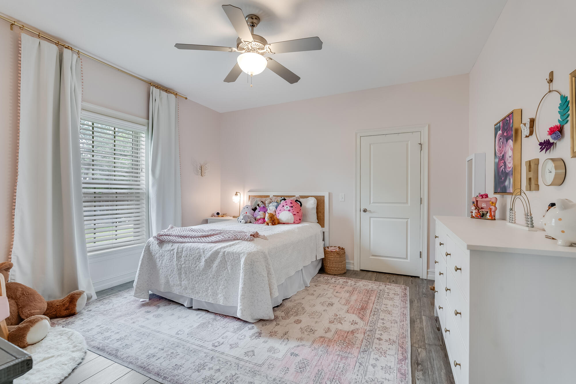 2301 Foxworth Drive