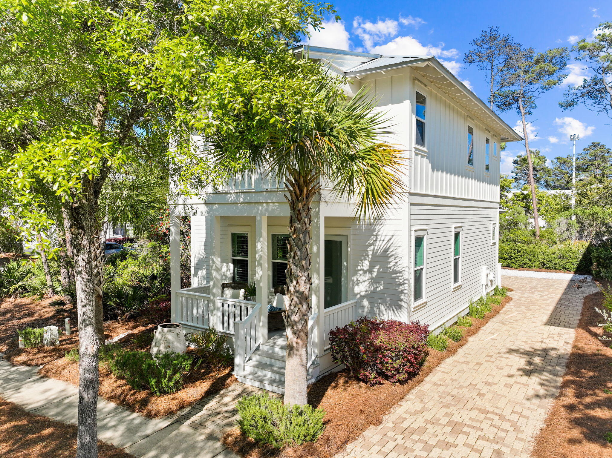 90 Greenway Park Avenue