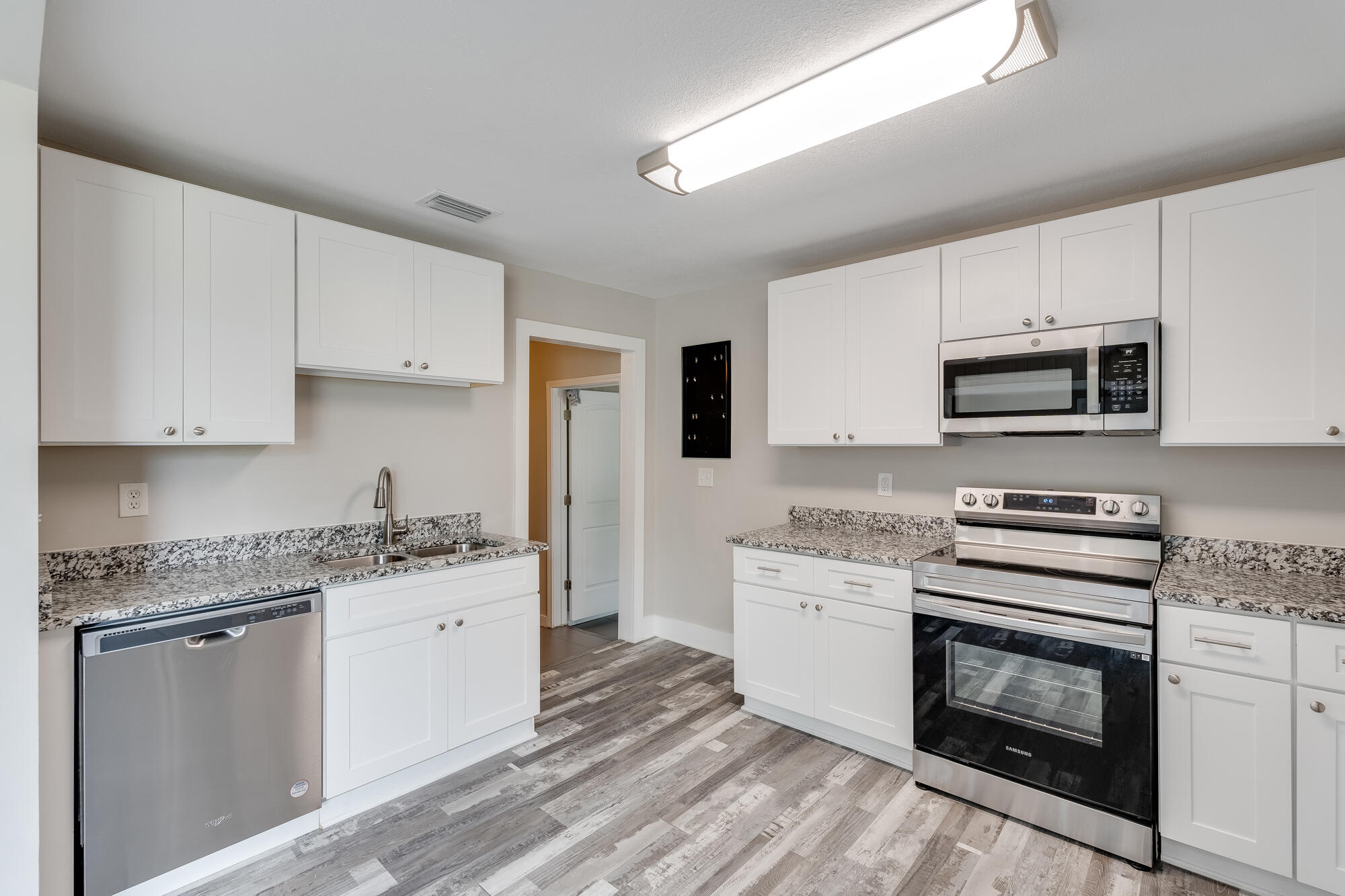 2800 W 14Th Street