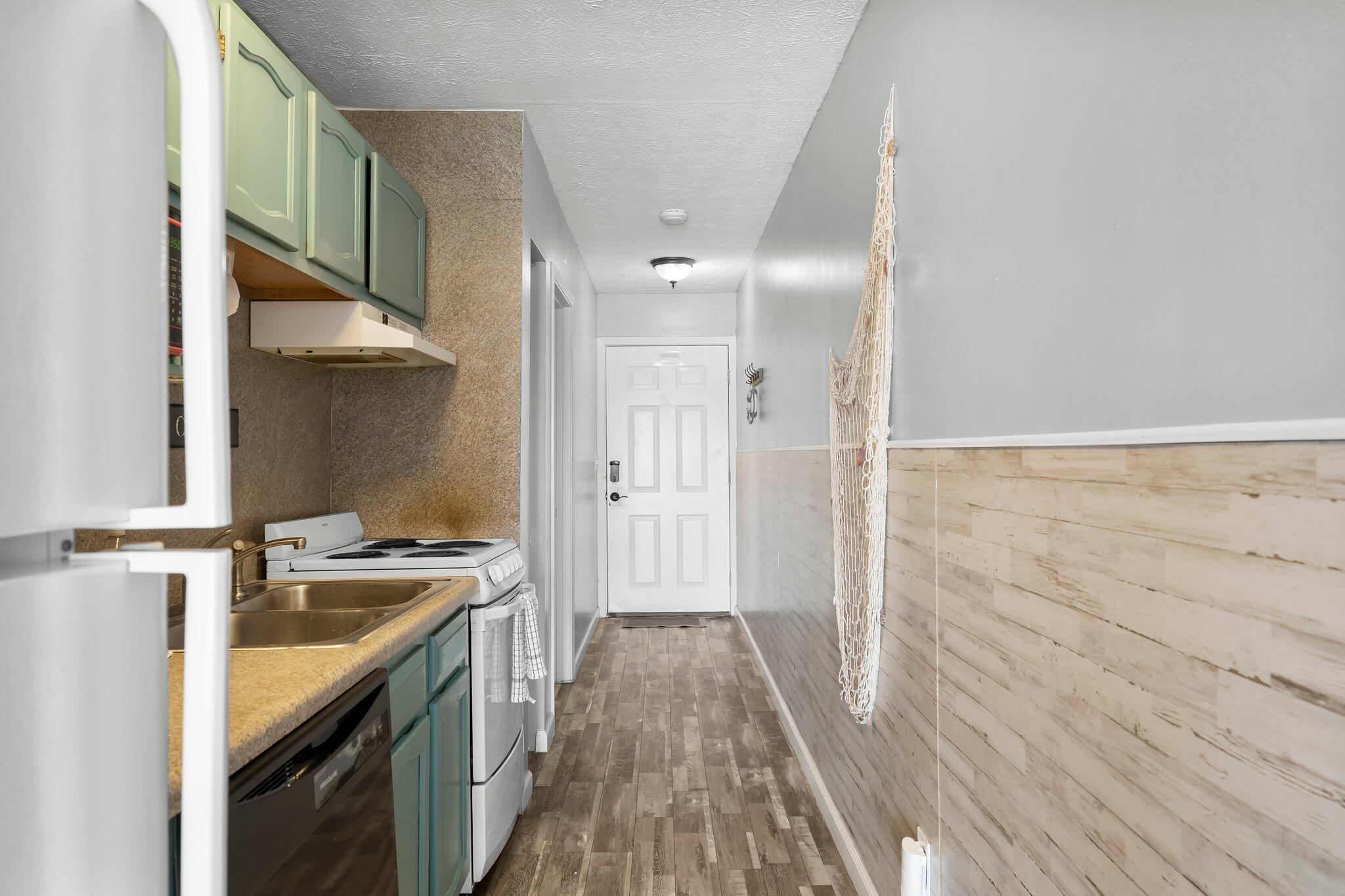 301 Lullwater Drive, UNIT 435