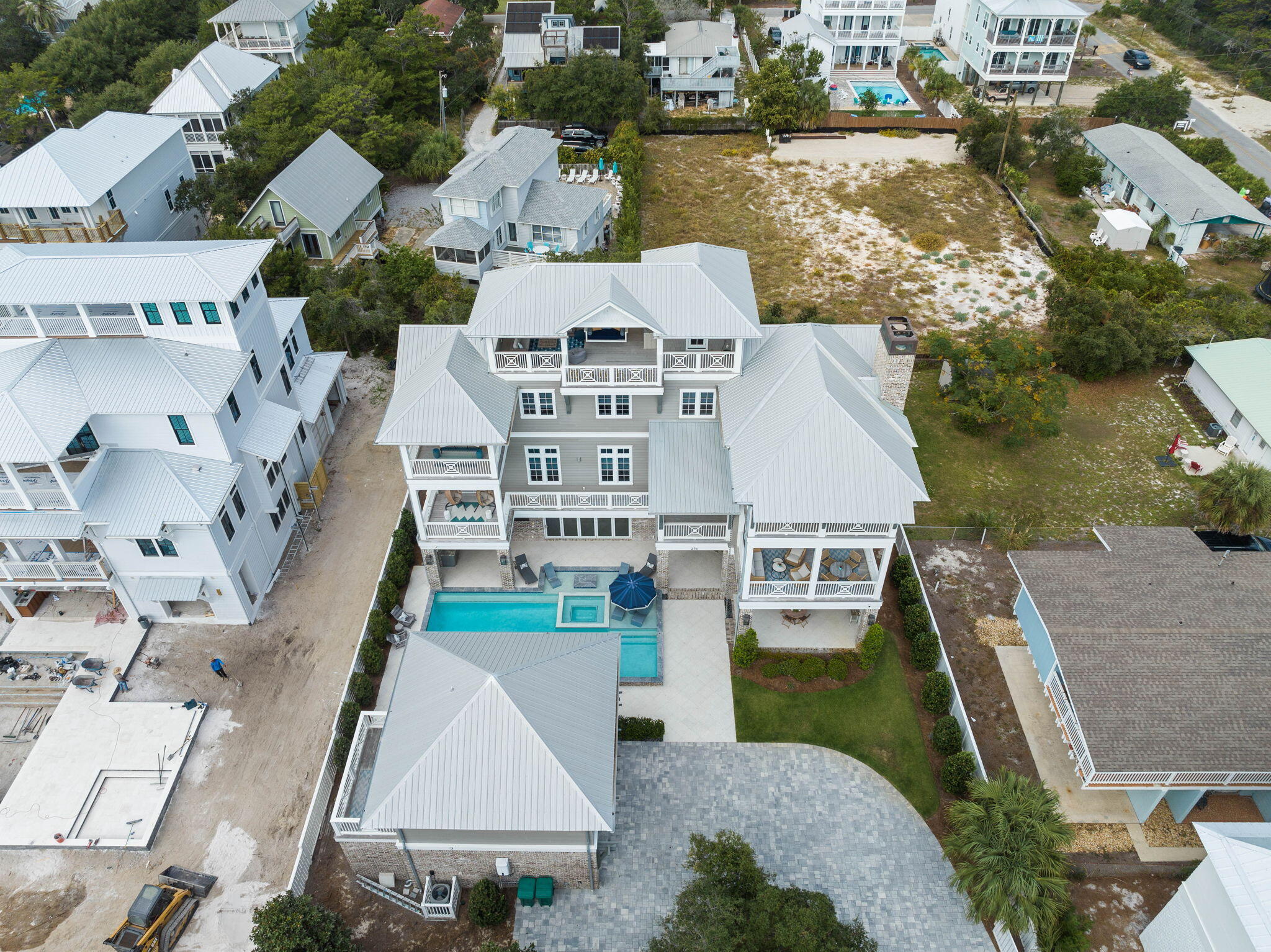 296 Pompano Street