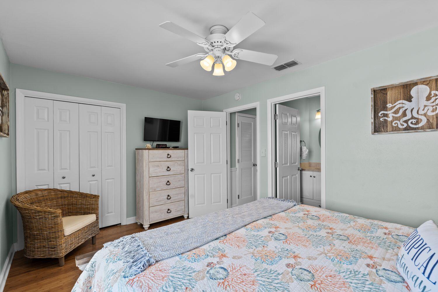 17642 Front Beach Road, J30