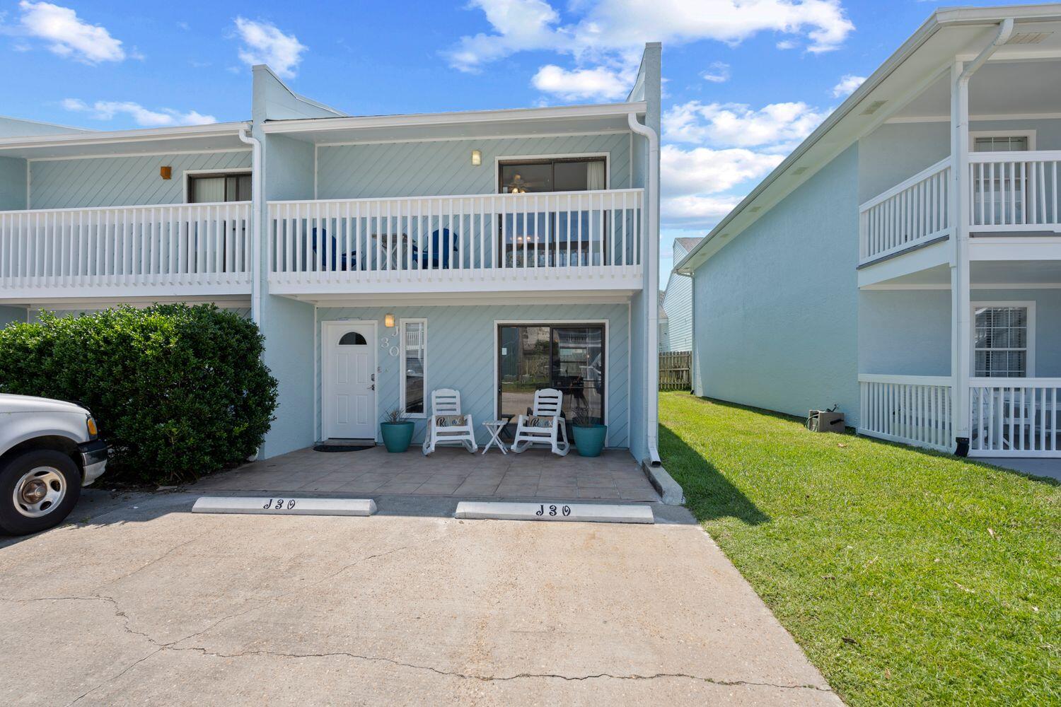 17642 Front Beach Road, J30