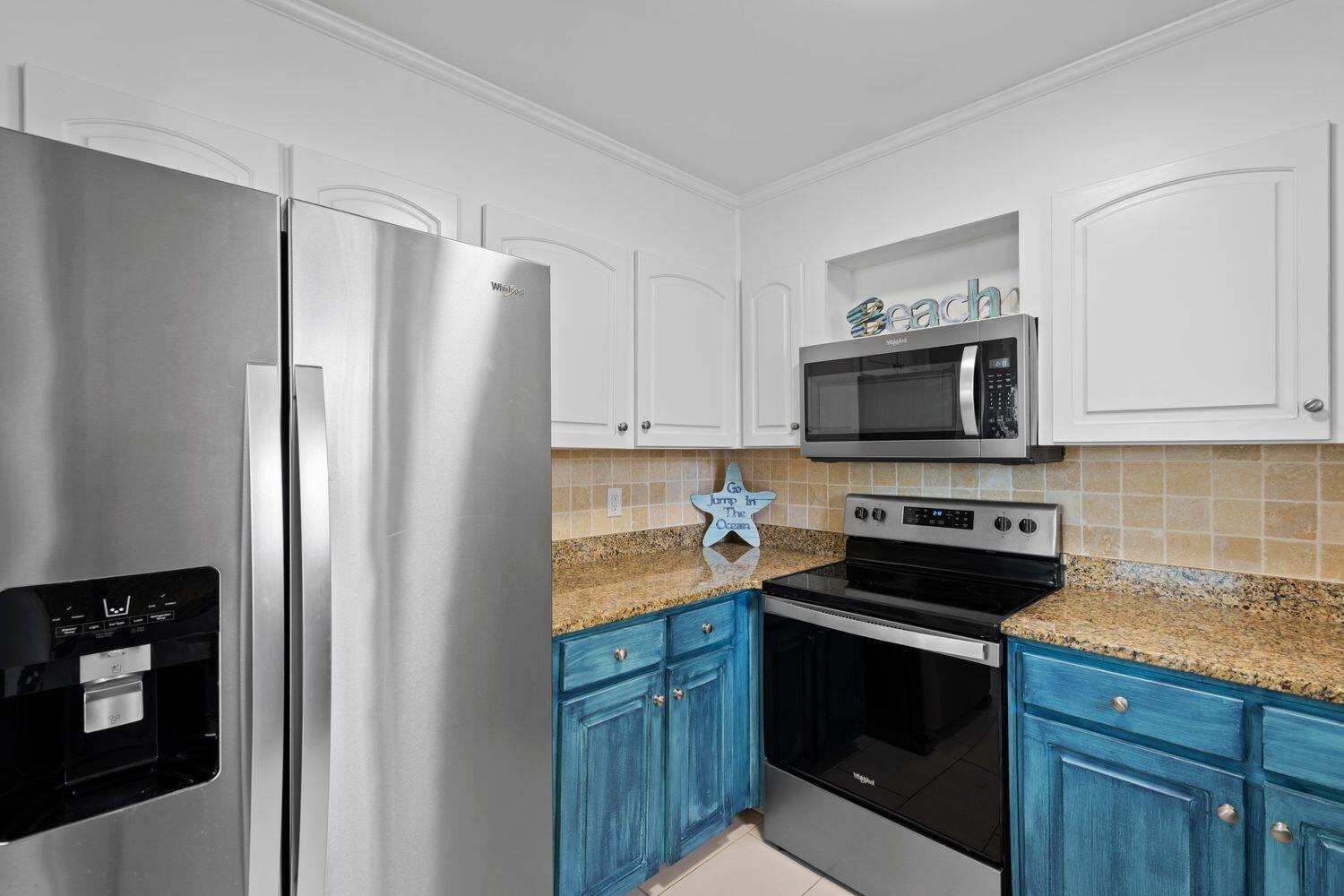 17642 Front Beach Road, J30
