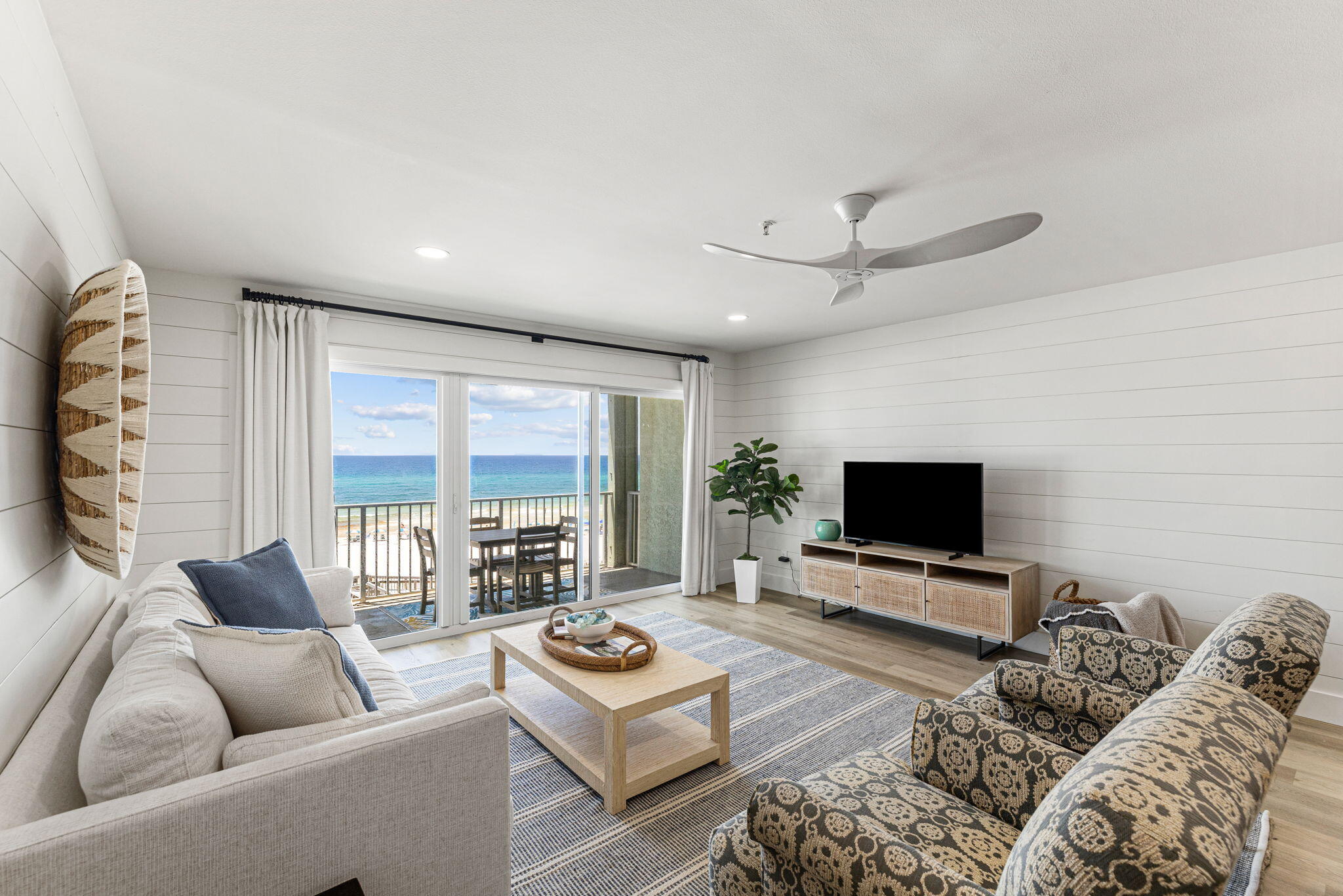 561 Eastern Lake Road, 303