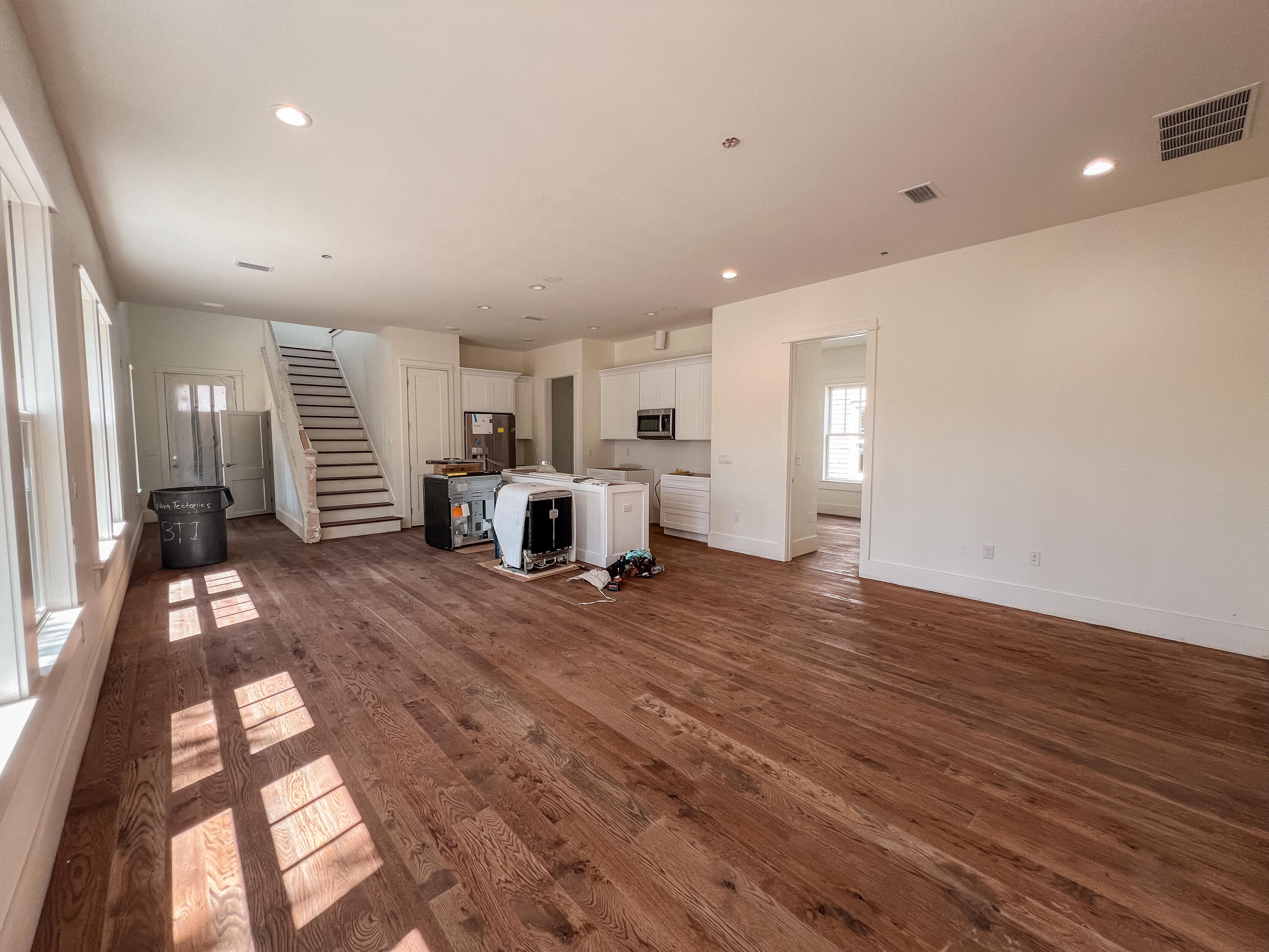 1560 Salamander Trail