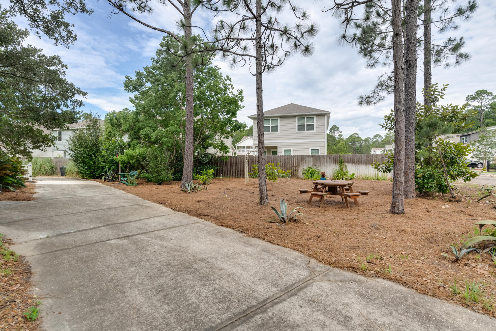 1356 E Nursery Road