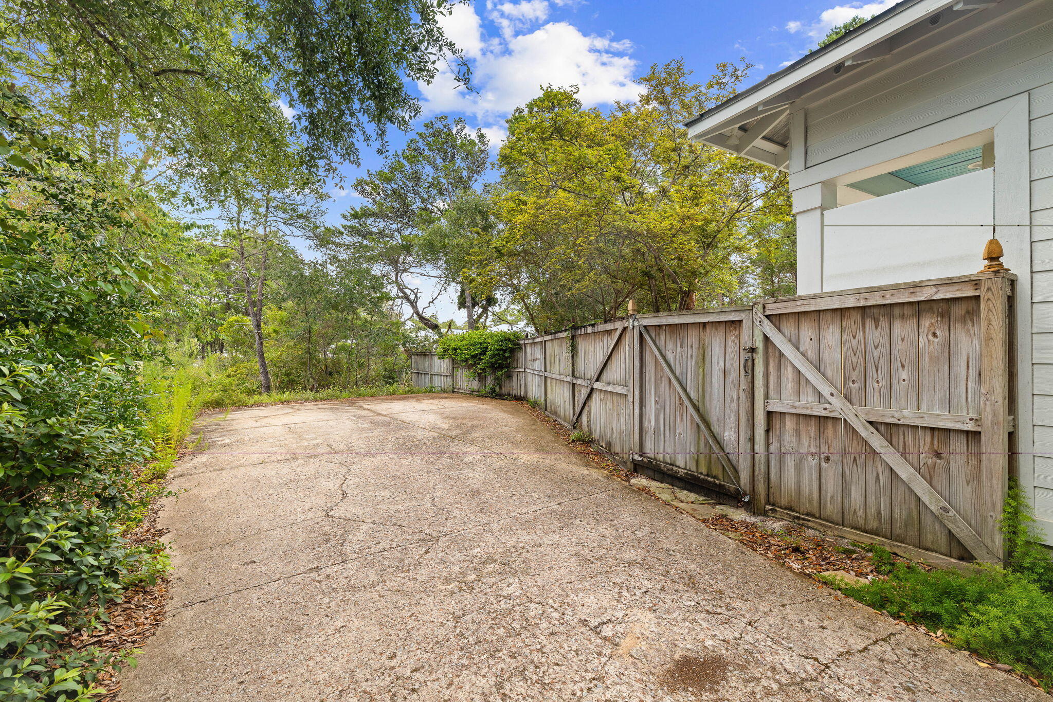 166 Clareon Drive
