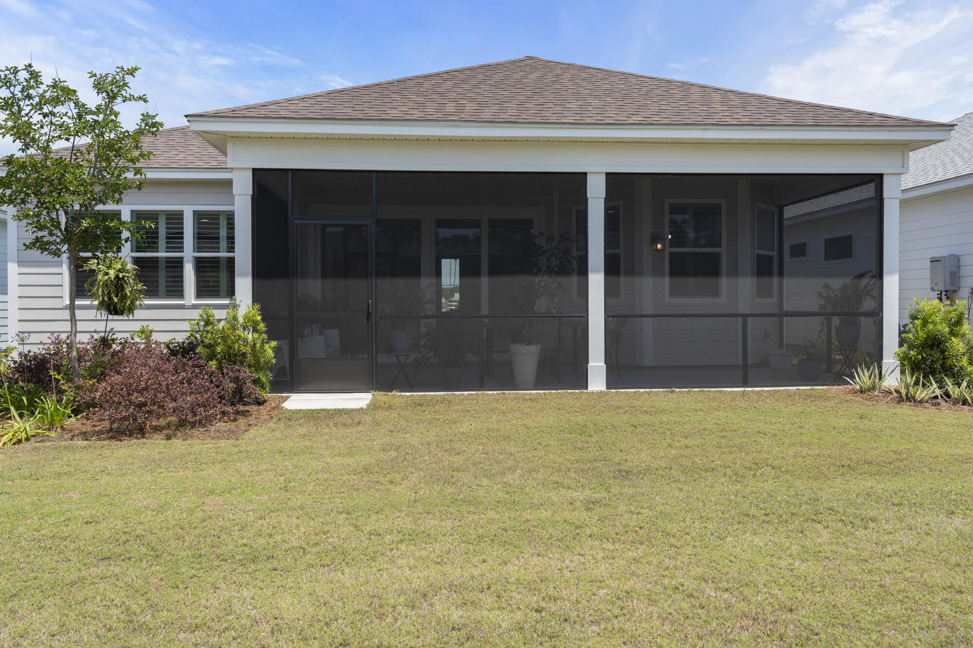 8687 Coral Reef Way