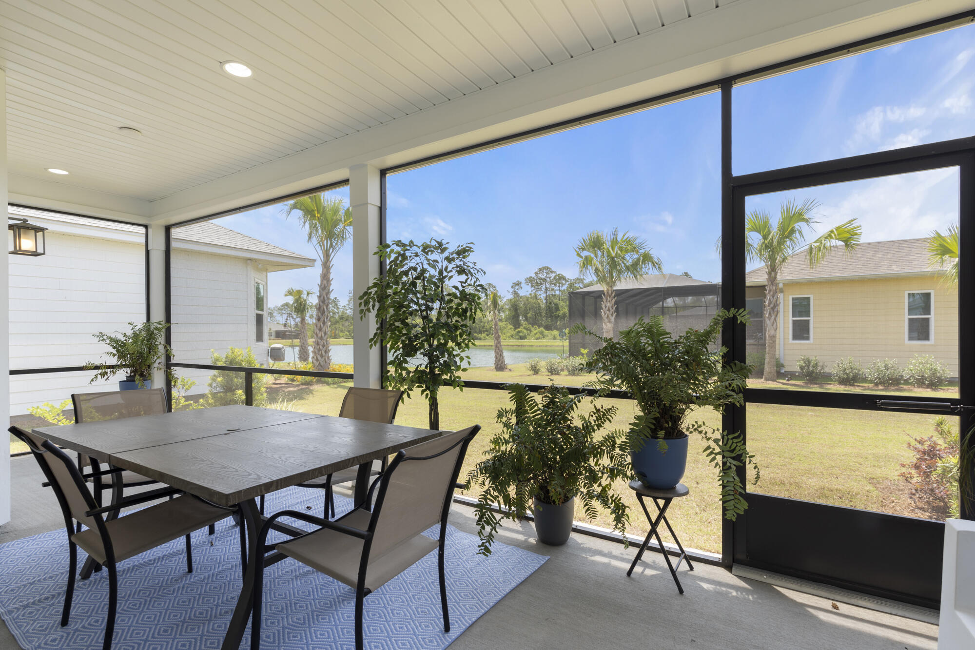 8687 Coral Reef Way