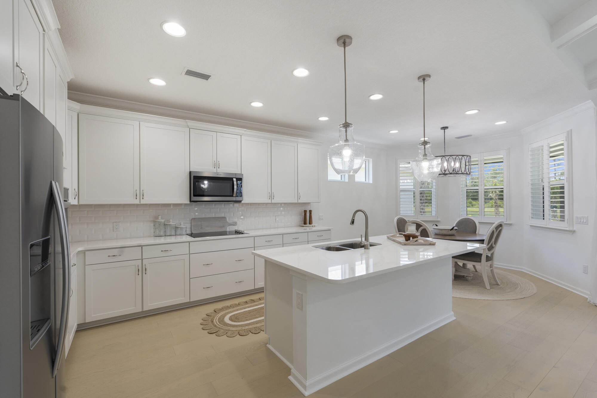 8687 Coral Reef Way