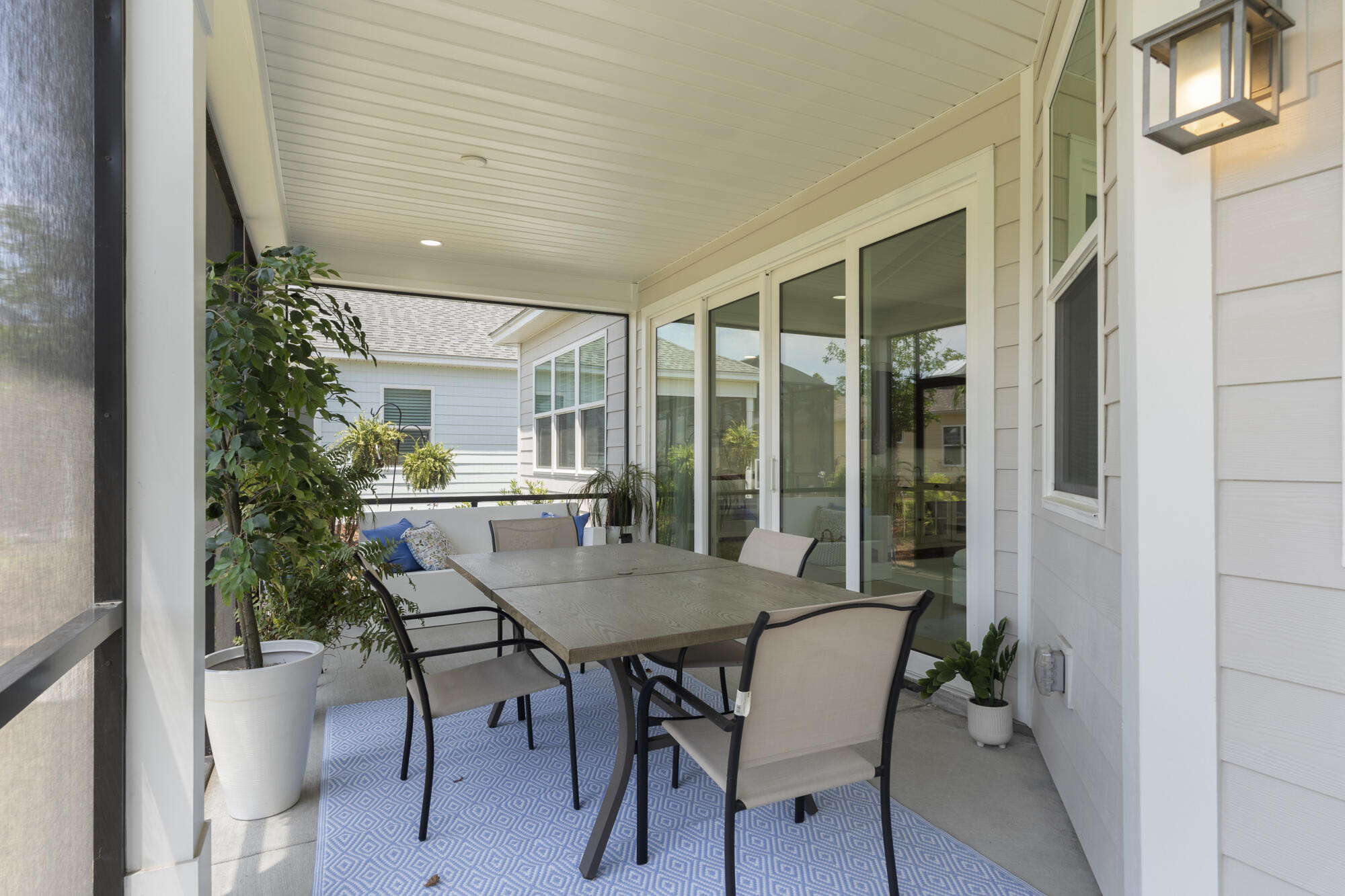 8687 Coral Reef Way