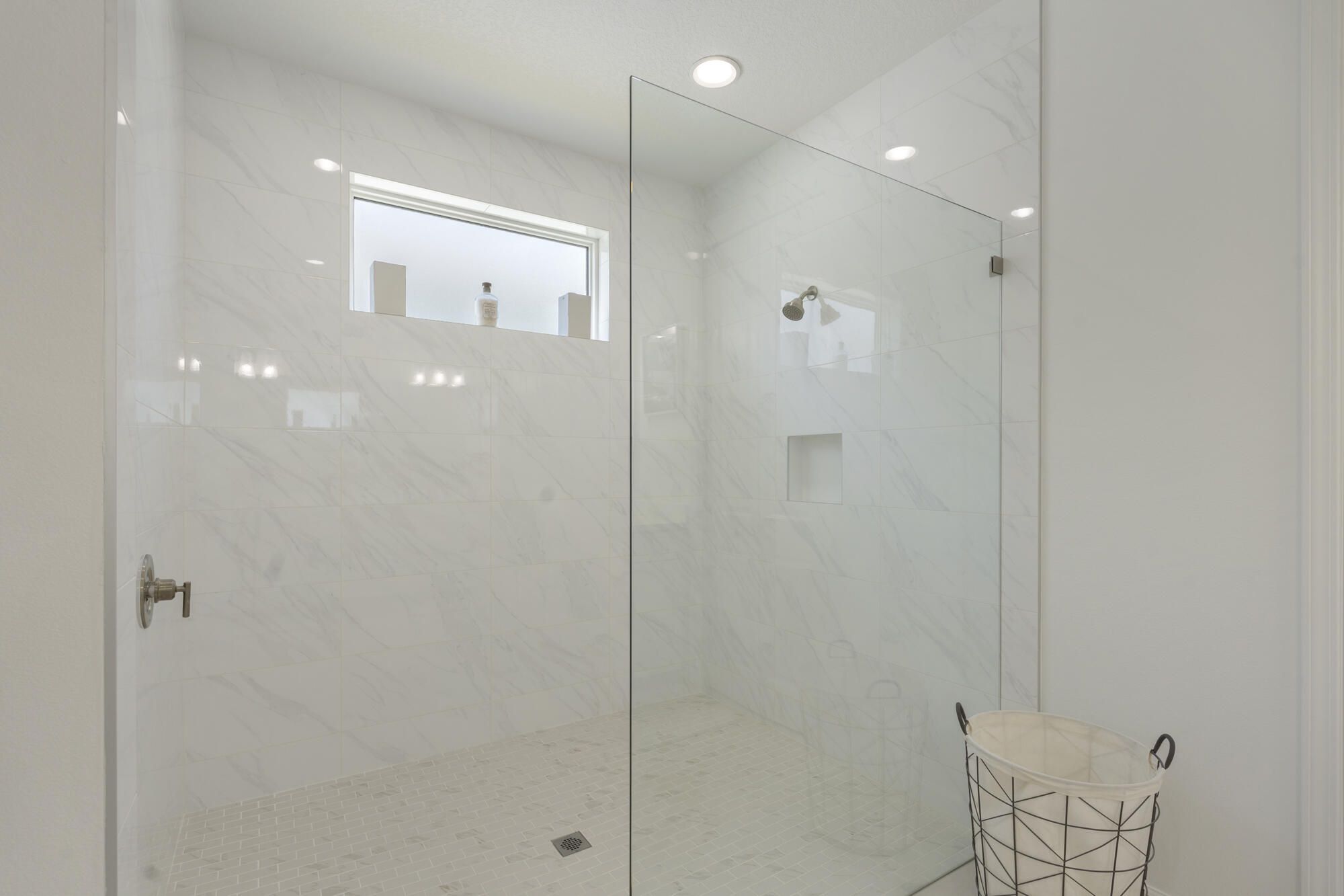 8687 Coral Reef Way