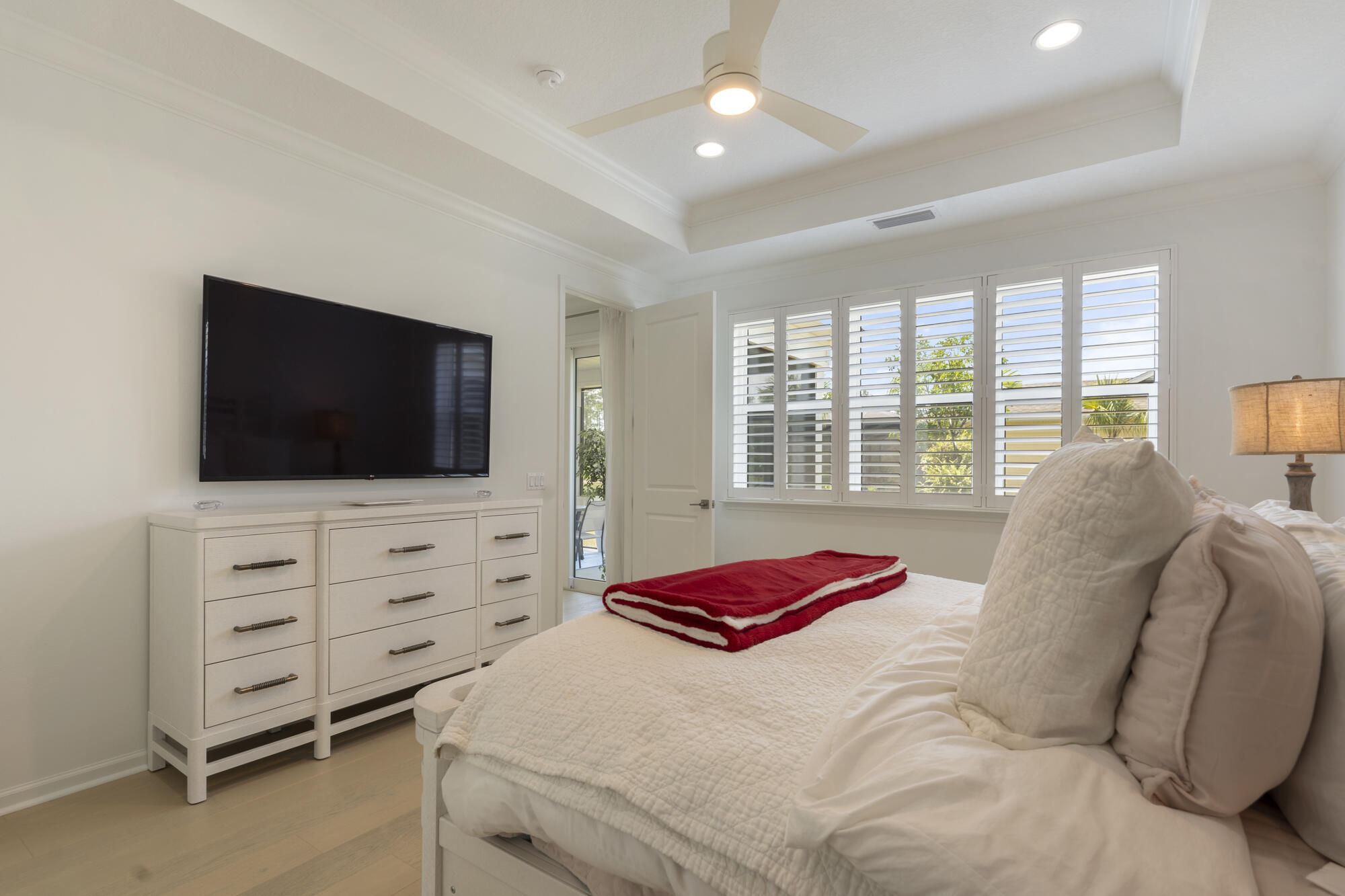 8687 Coral Reef Way