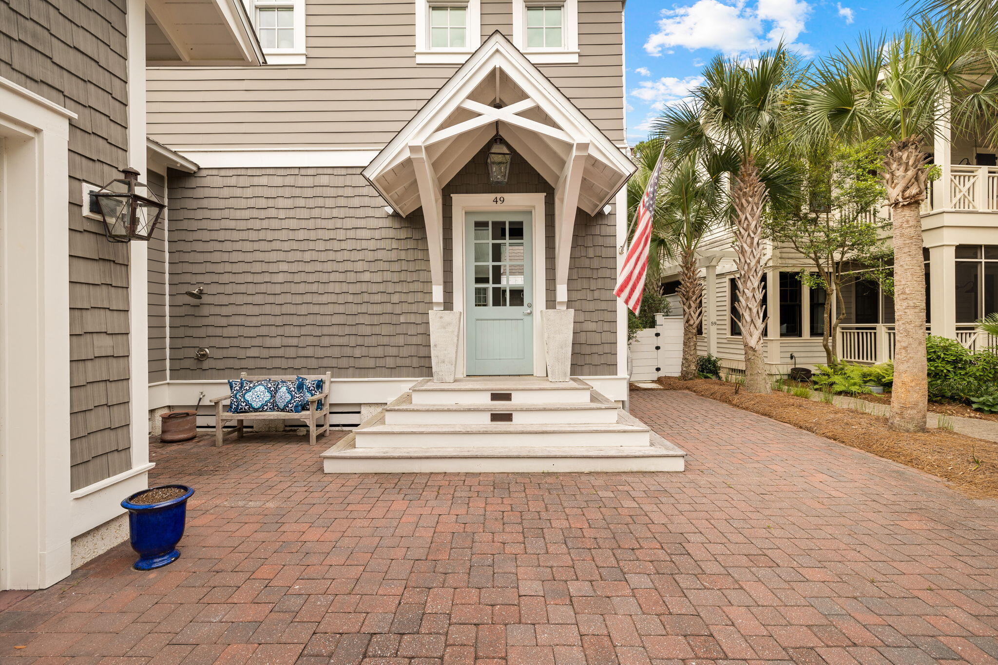 49 W Yacht Pond Lane