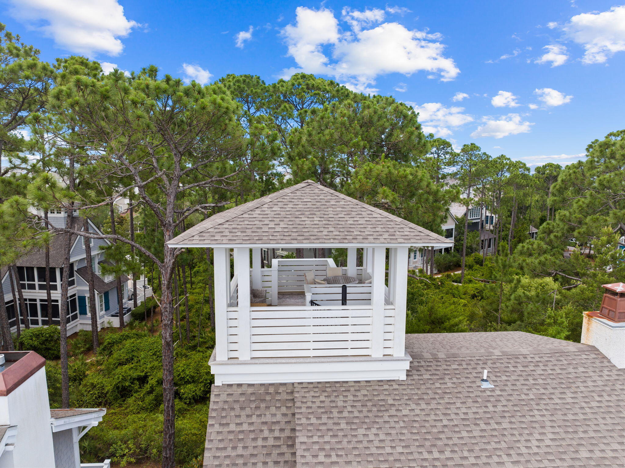 49 W Yacht Pond Lane