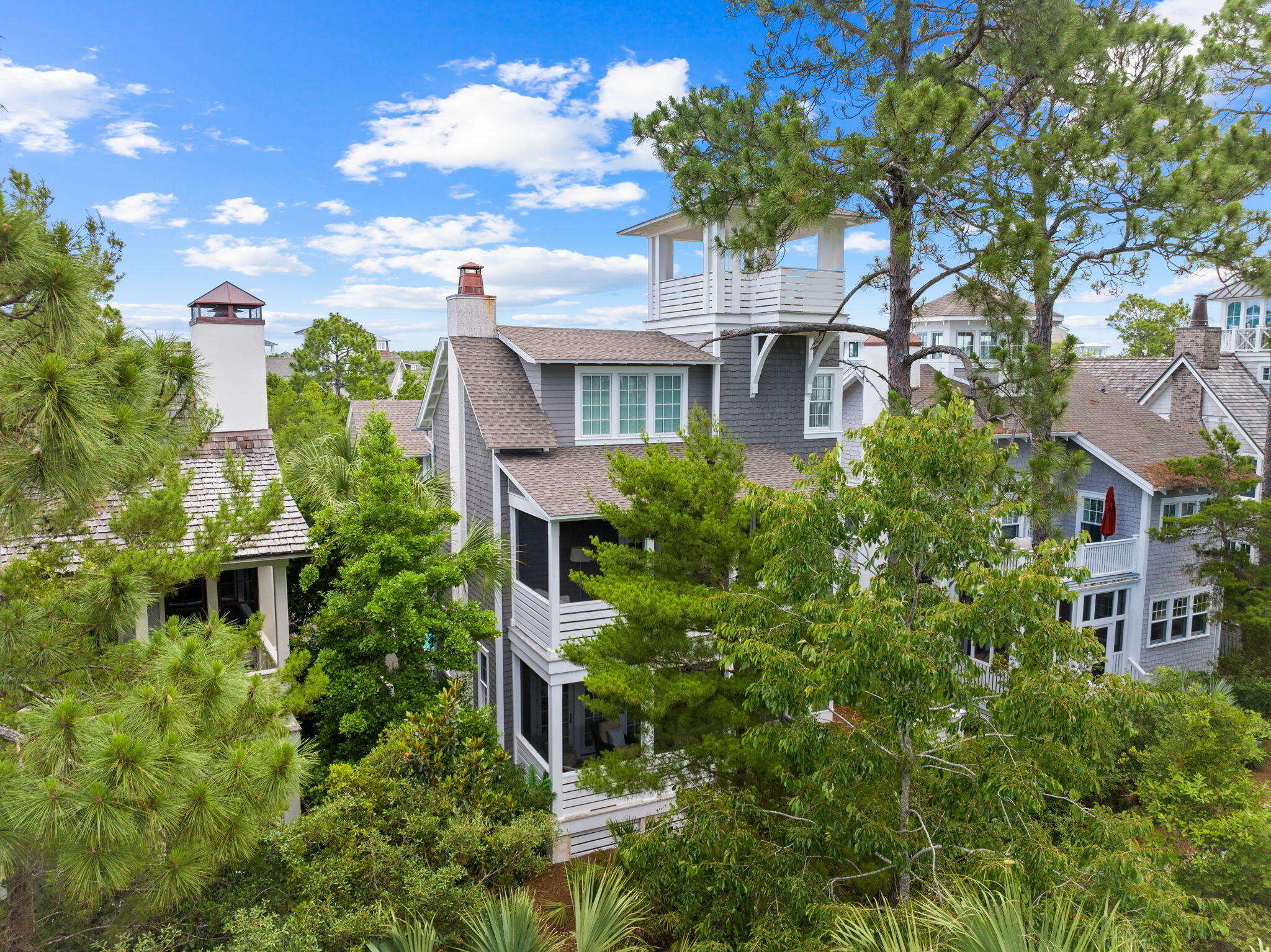 49 W Yacht Pond Lane