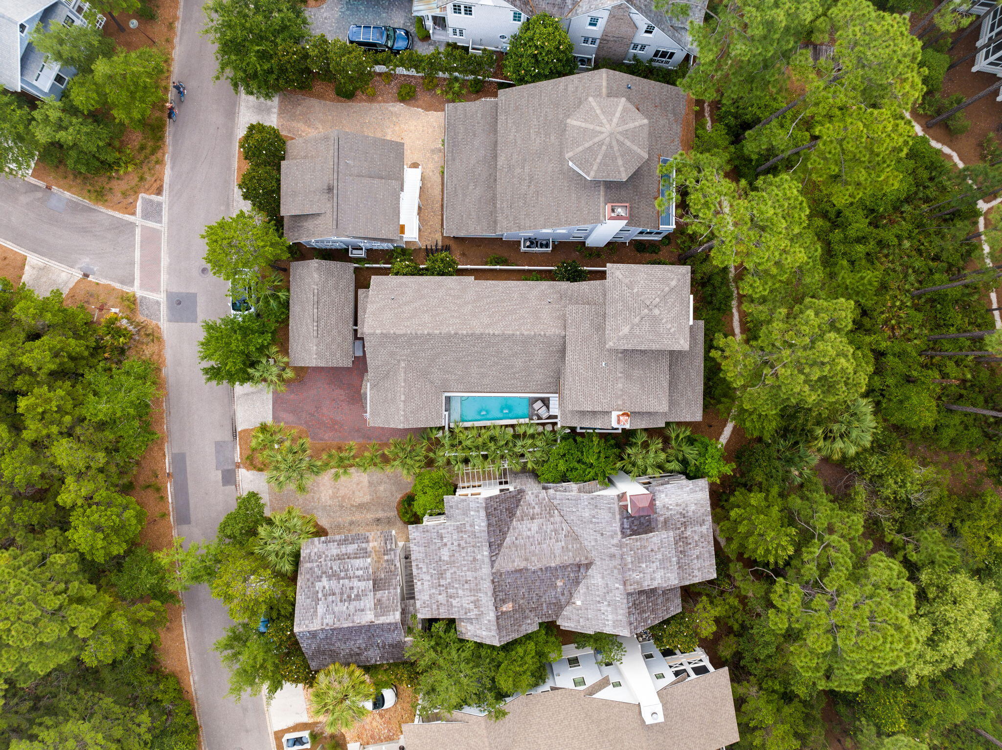 49 W Yacht Pond Lane