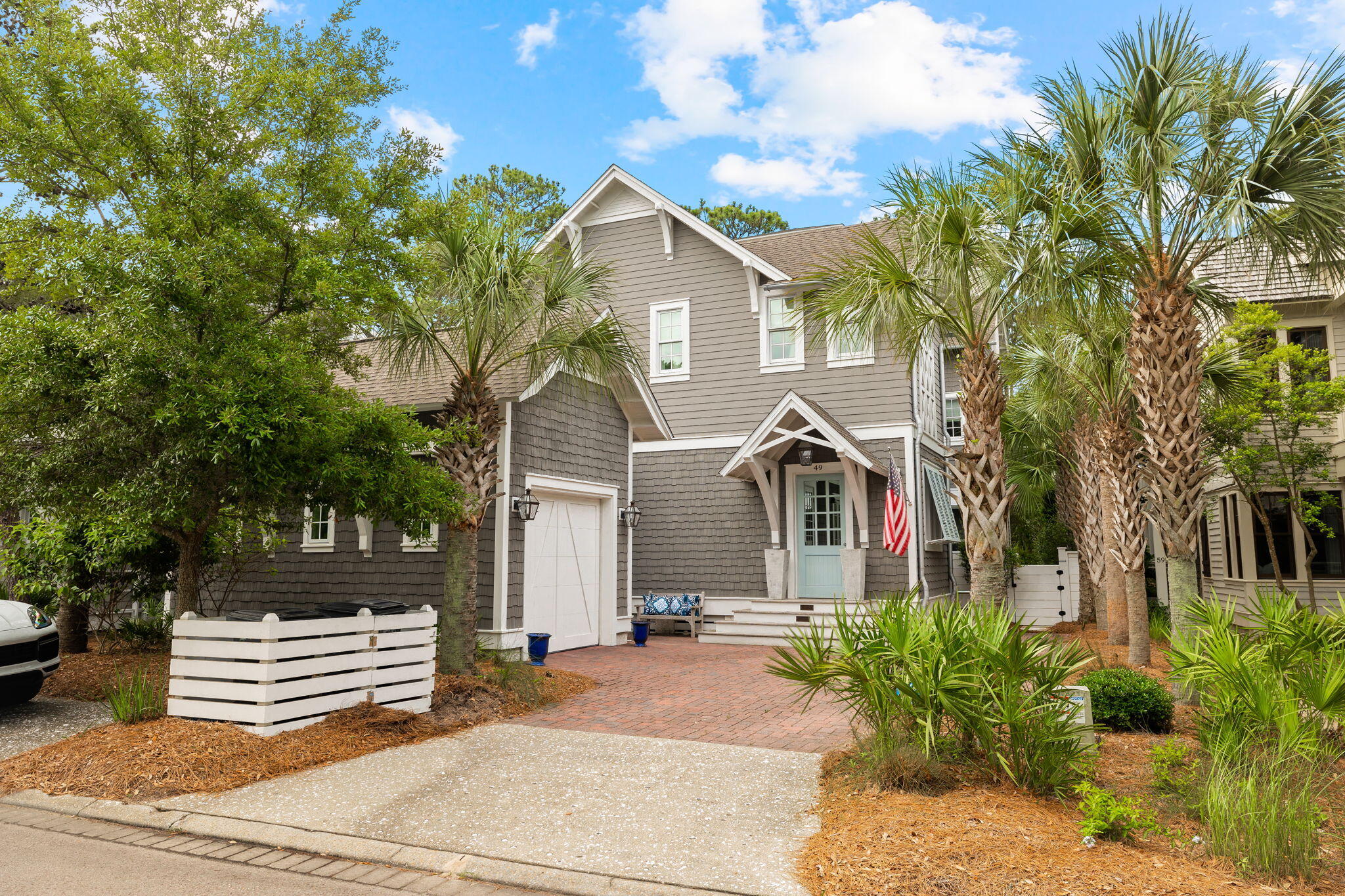49 W Yacht Pond Lane