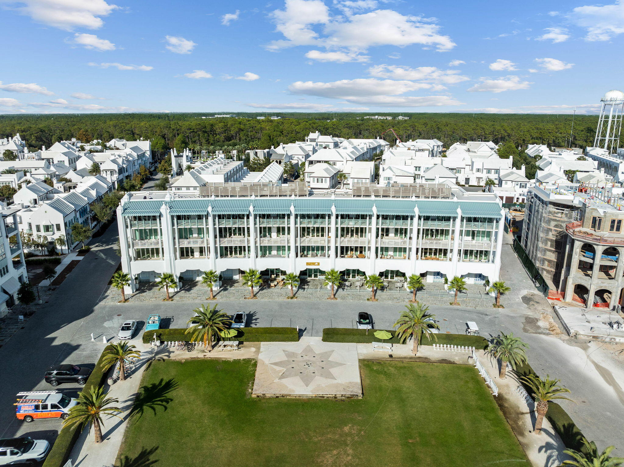 27 Admiralty Row, 306