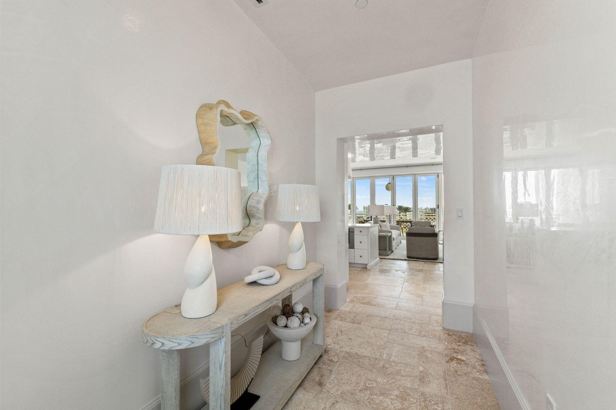 27 Admiralty Row, 306