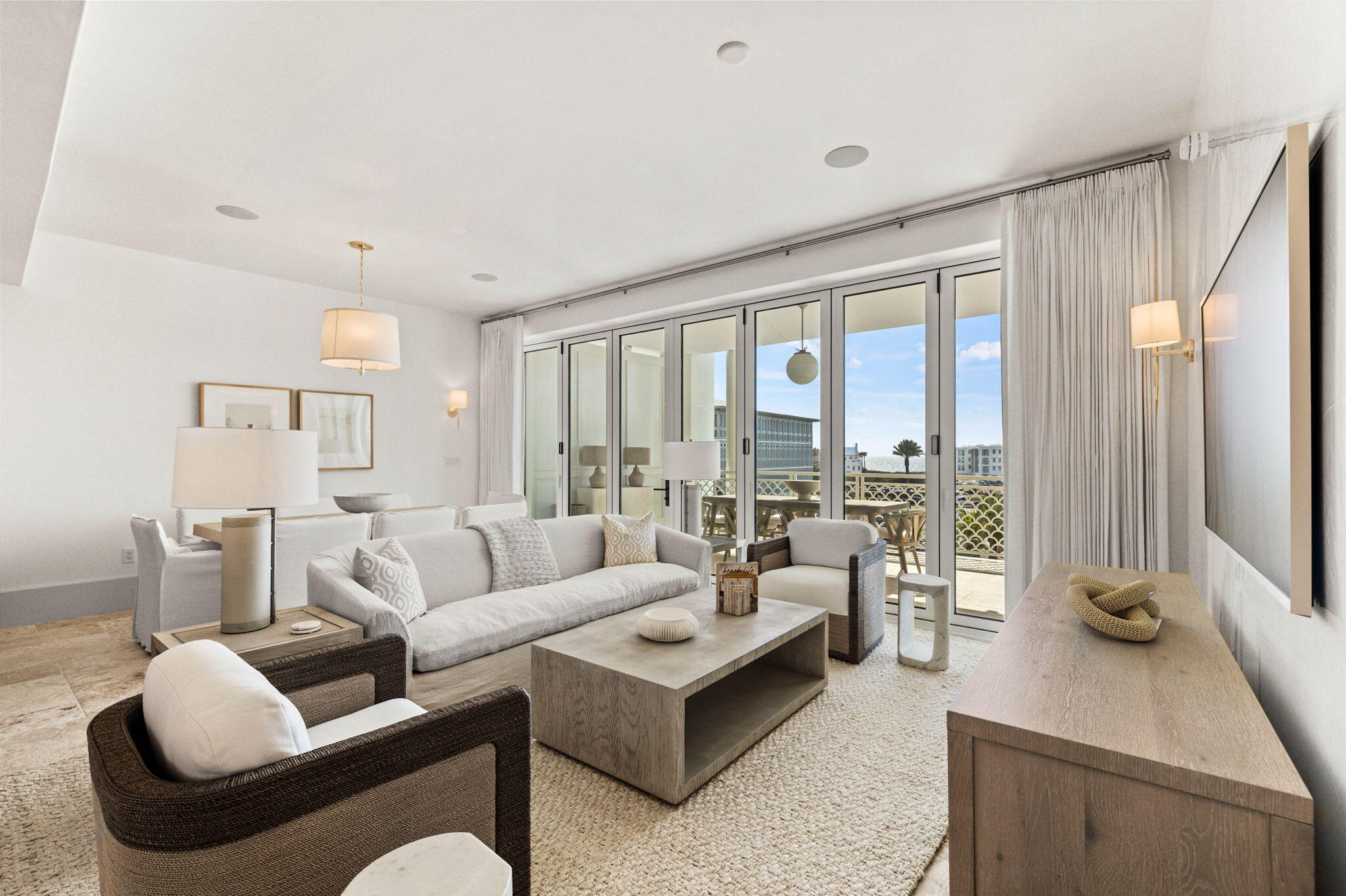 27 Admiralty Row, 306