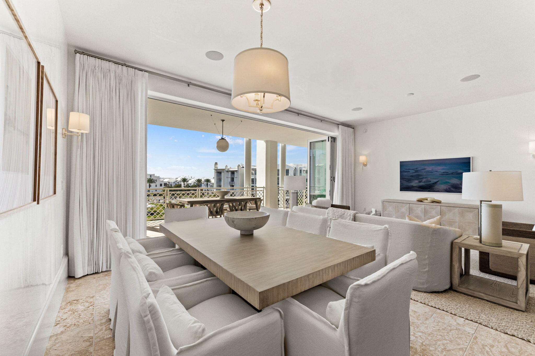 27 Admiralty Row, 306