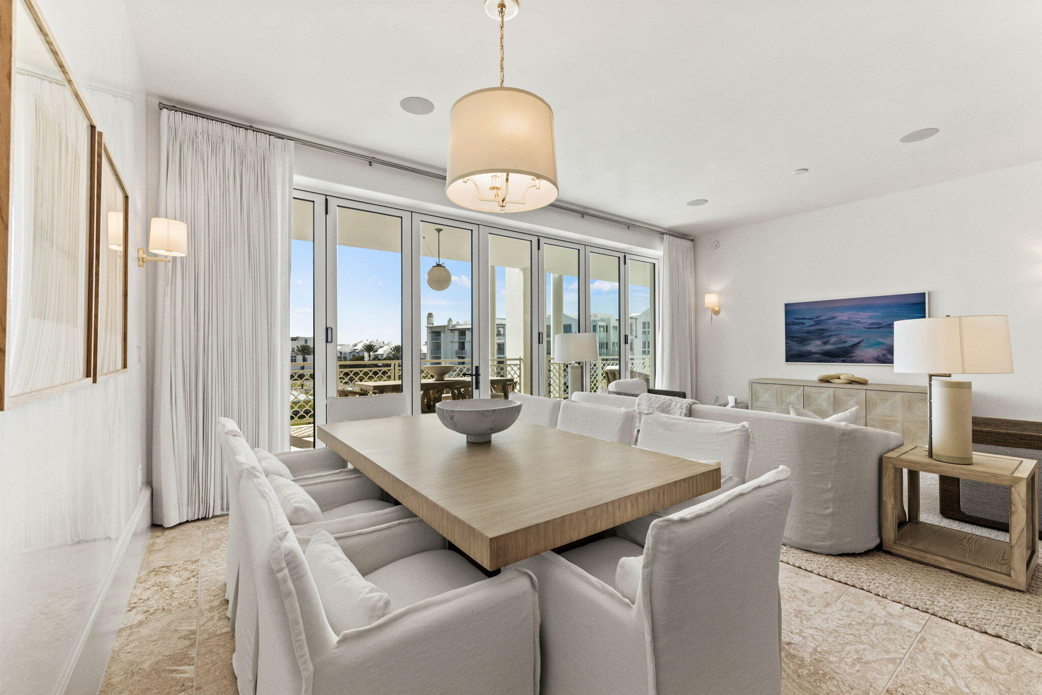 27 Admiralty Row, 306