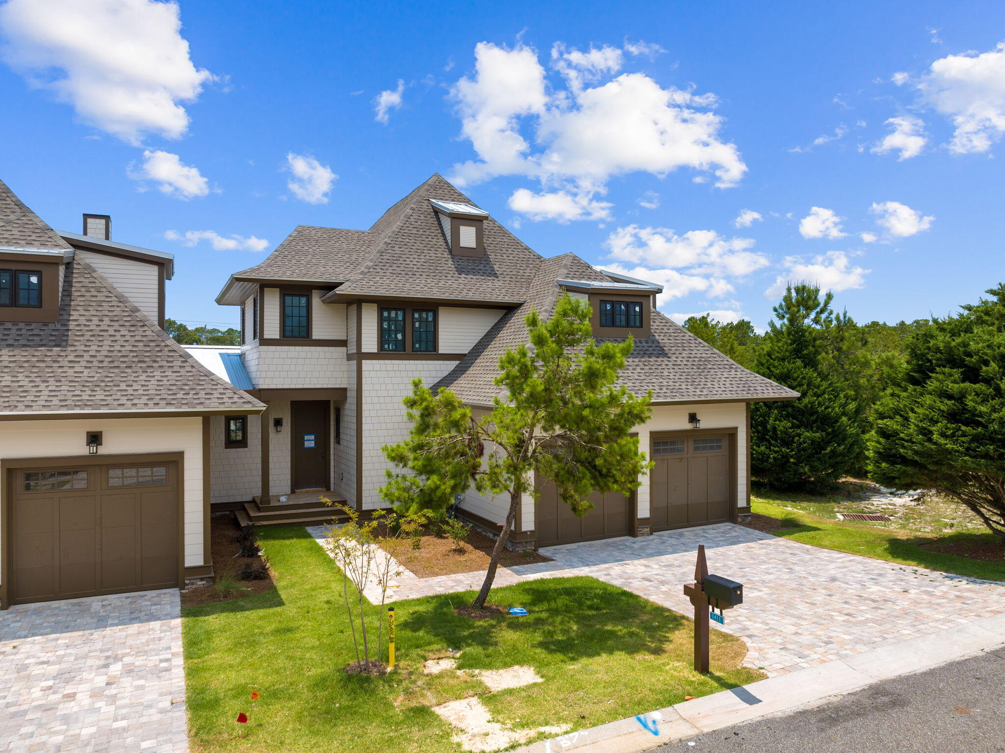 1411 Courtside Drive 703