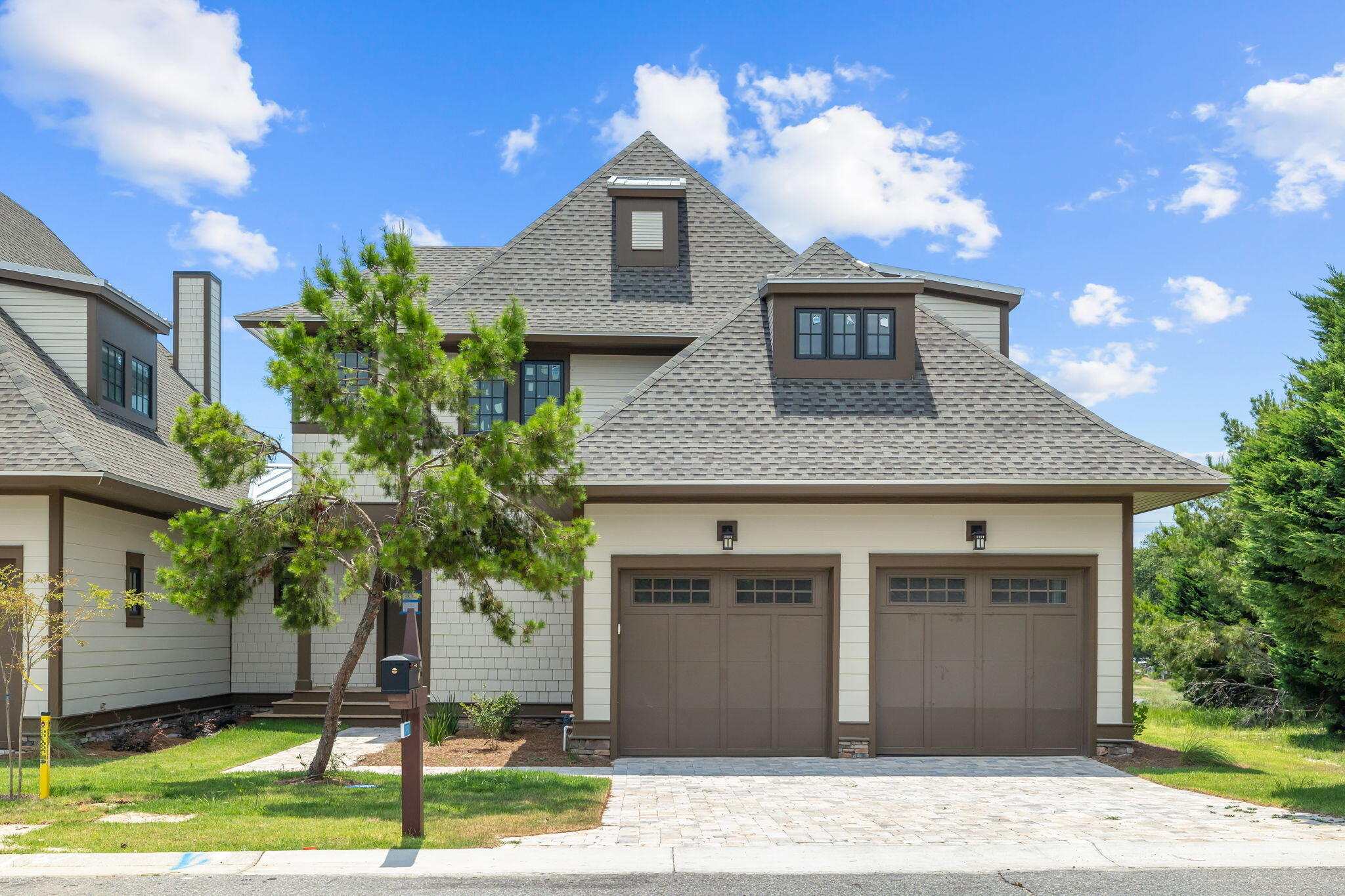 1411 Courtside Drive 703
