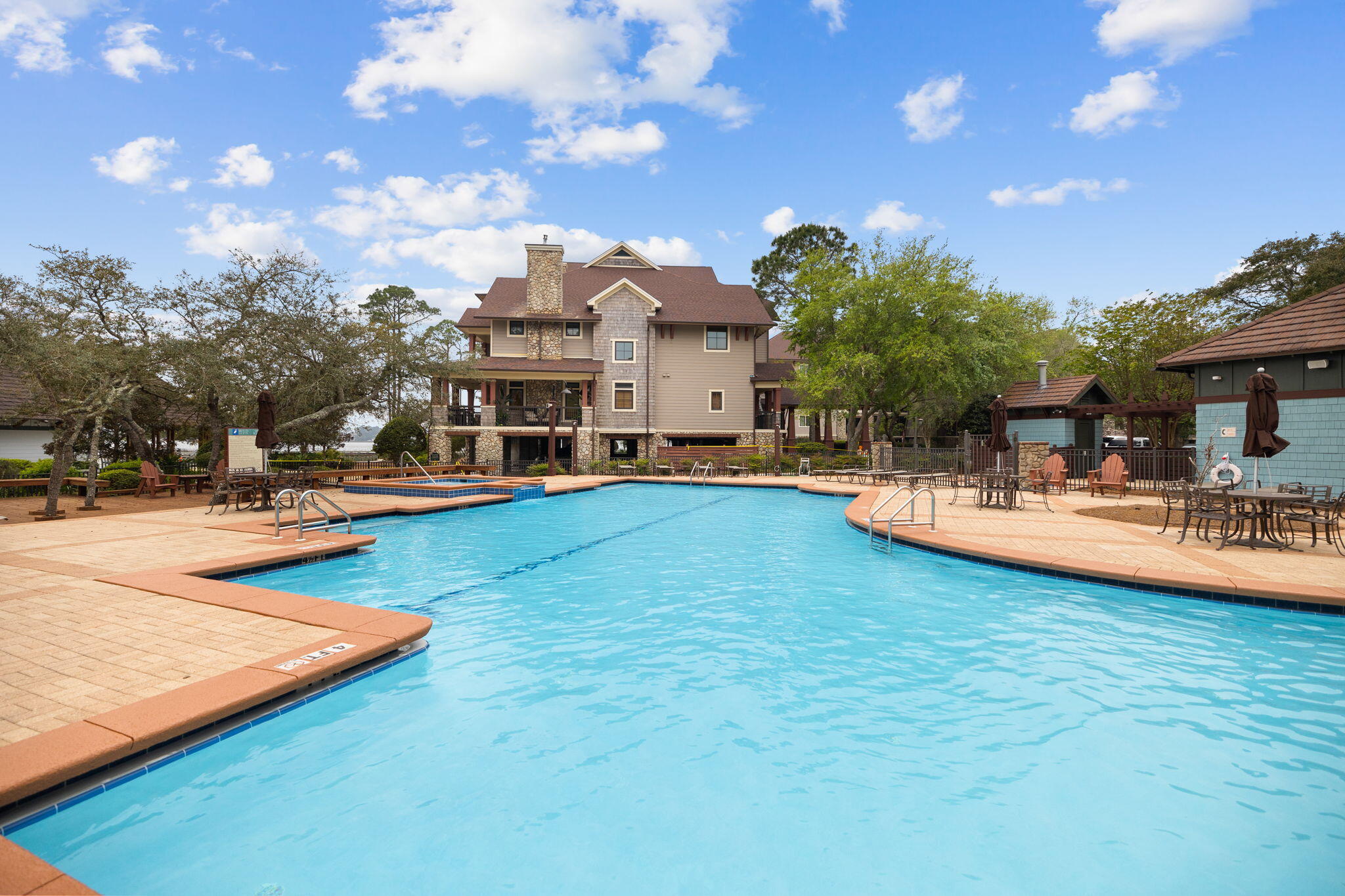 1532 Salamander Trail