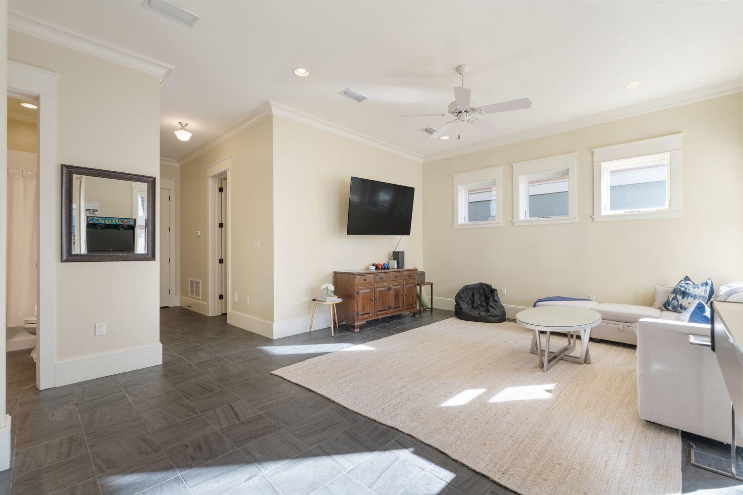 216 Sandtrap Road