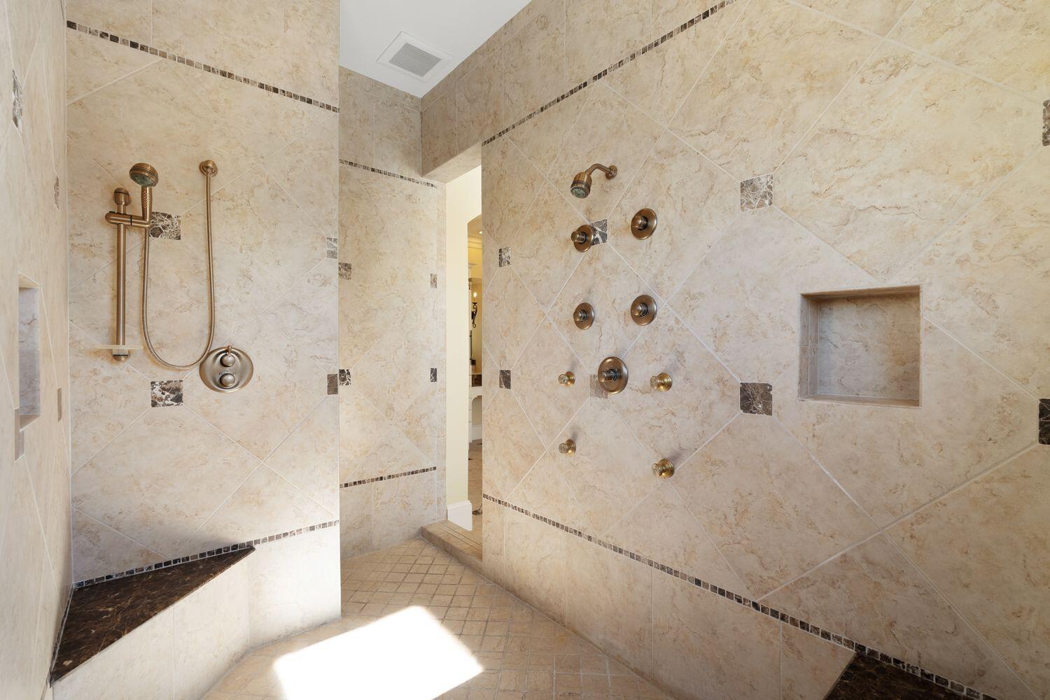 216 Sandtrap Road