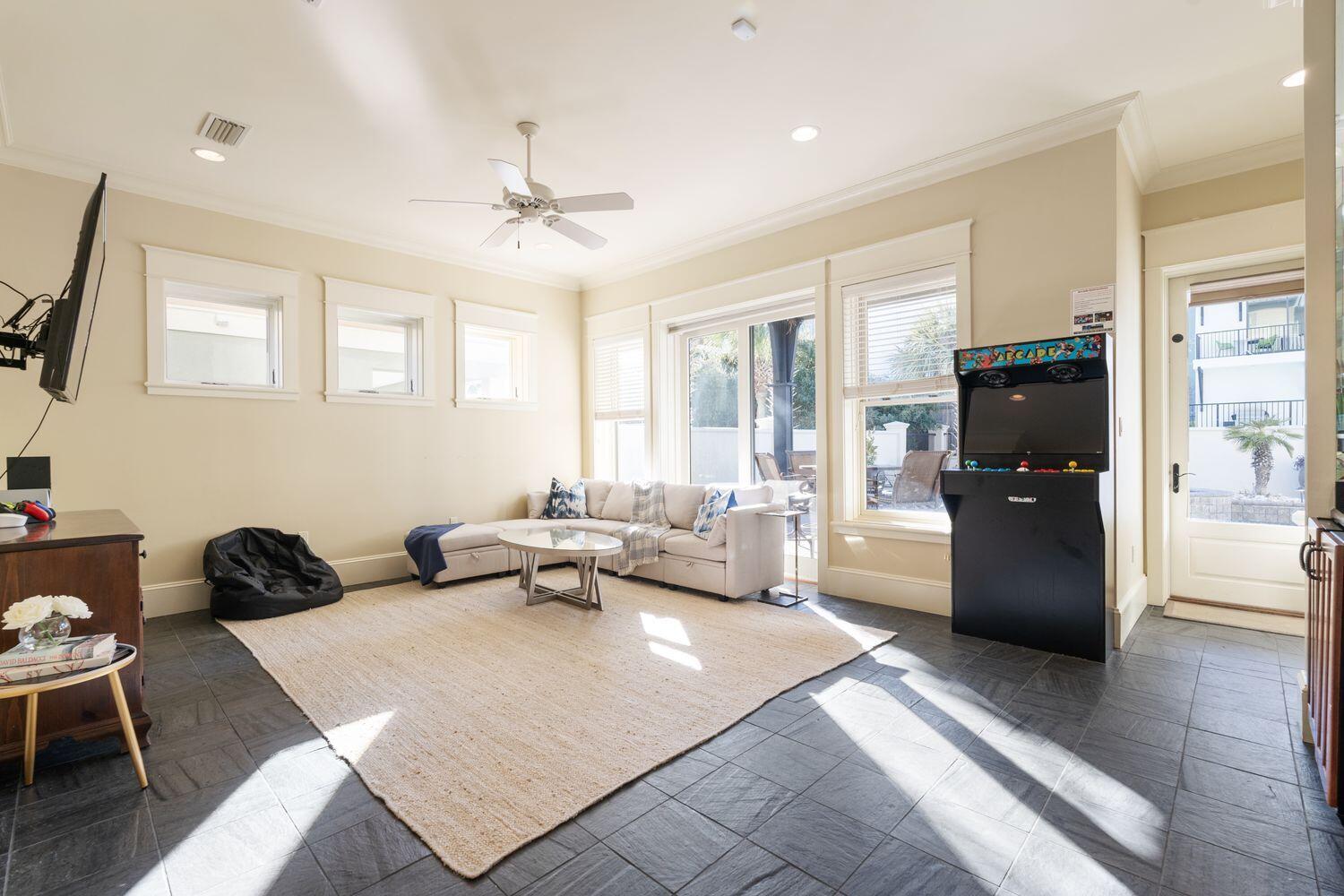 216 Sandtrap Road