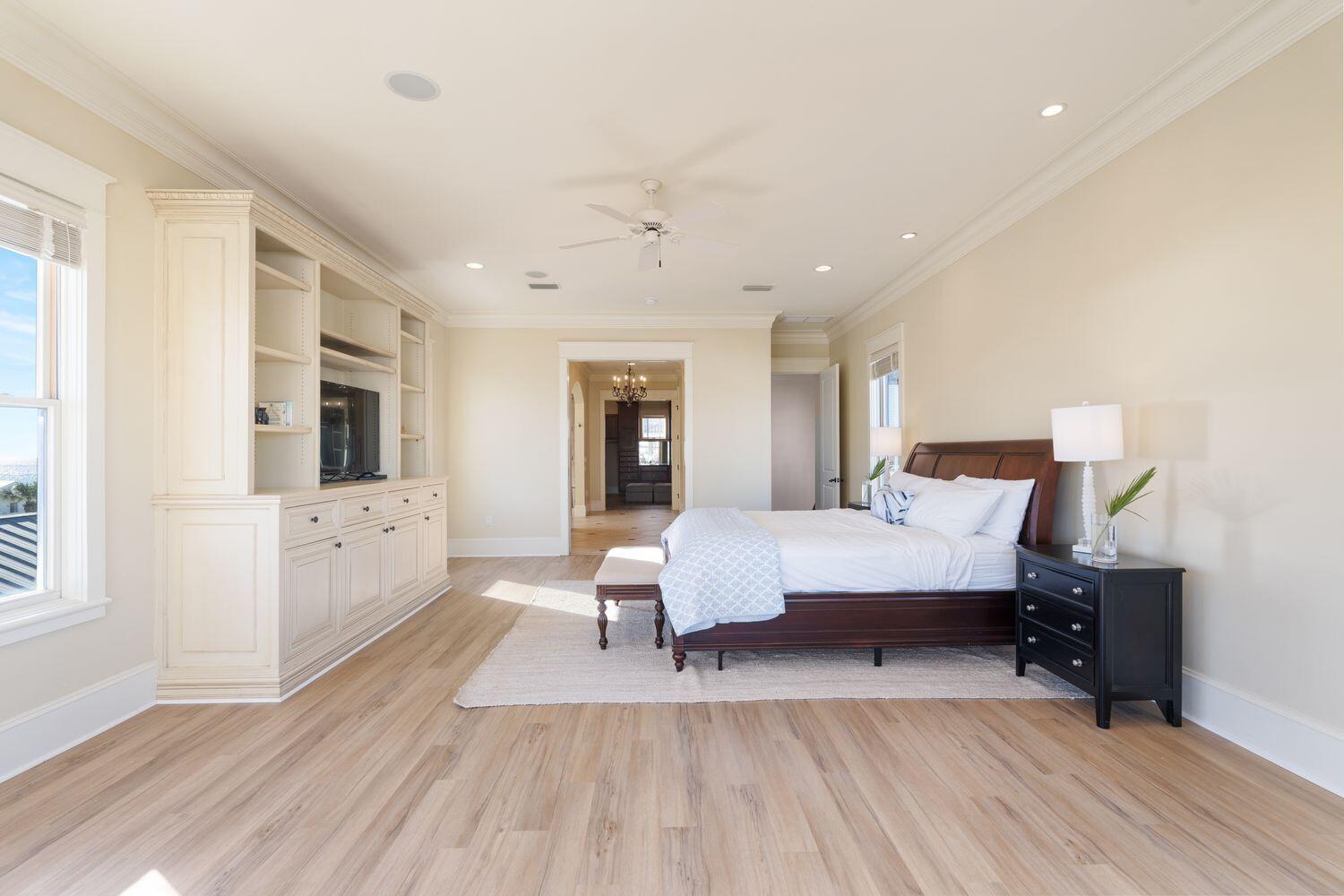216 Sandtrap Road