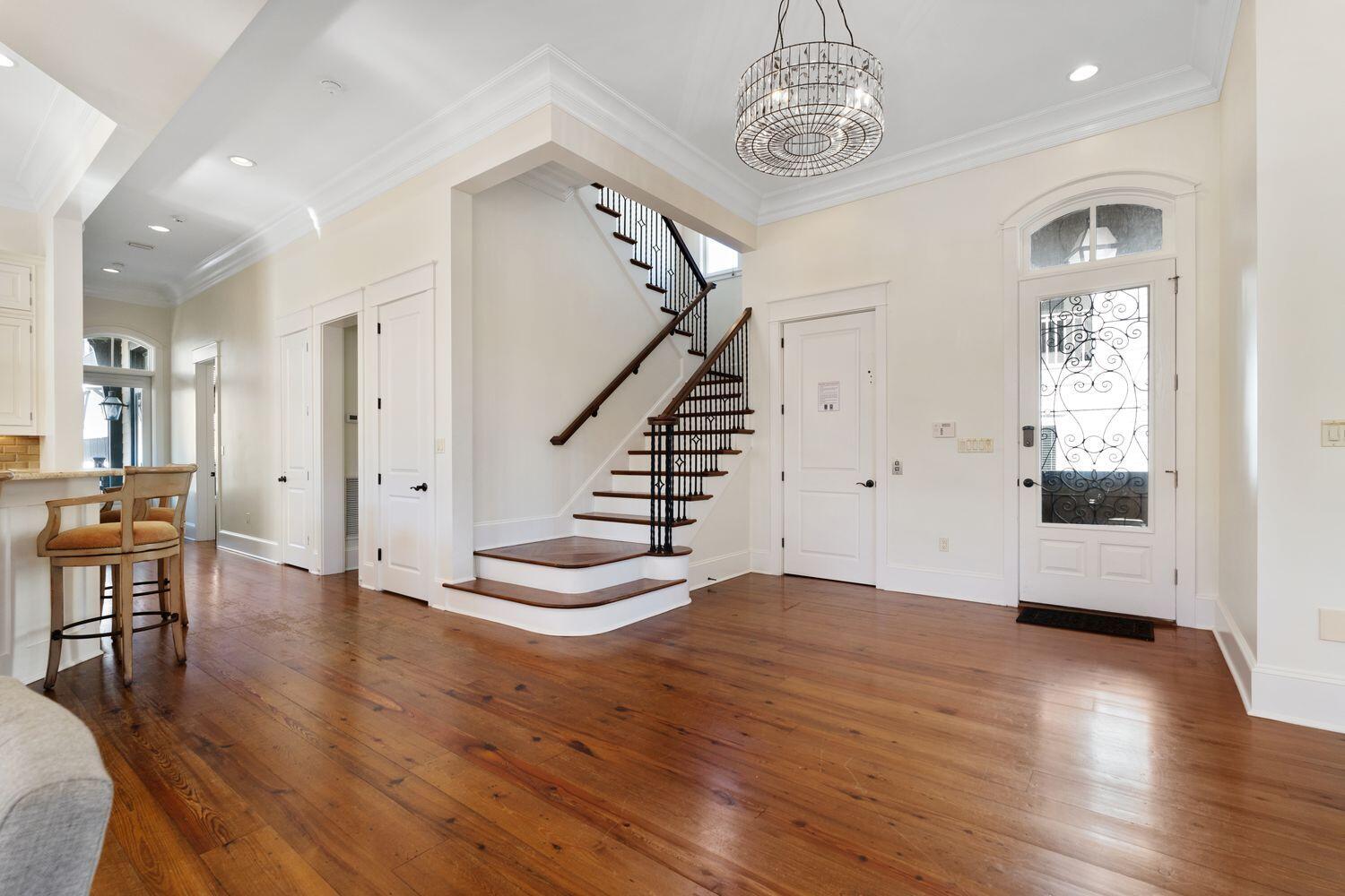216 Sandtrap Road